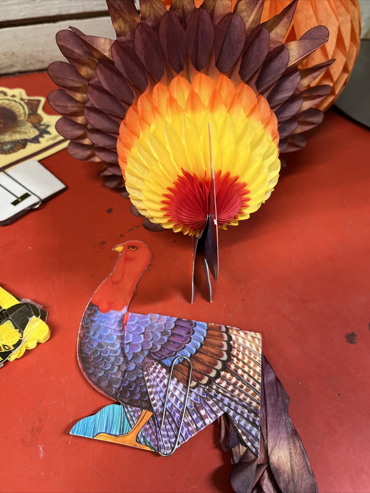 Vintage 11 Pc - Honeycomb Folding Thanksgiving Turkeys, & Pumpkin