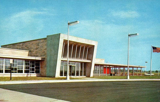 Glass House Restaurant off the Indiana Toll Road Indiana IN Vintage Postcard
