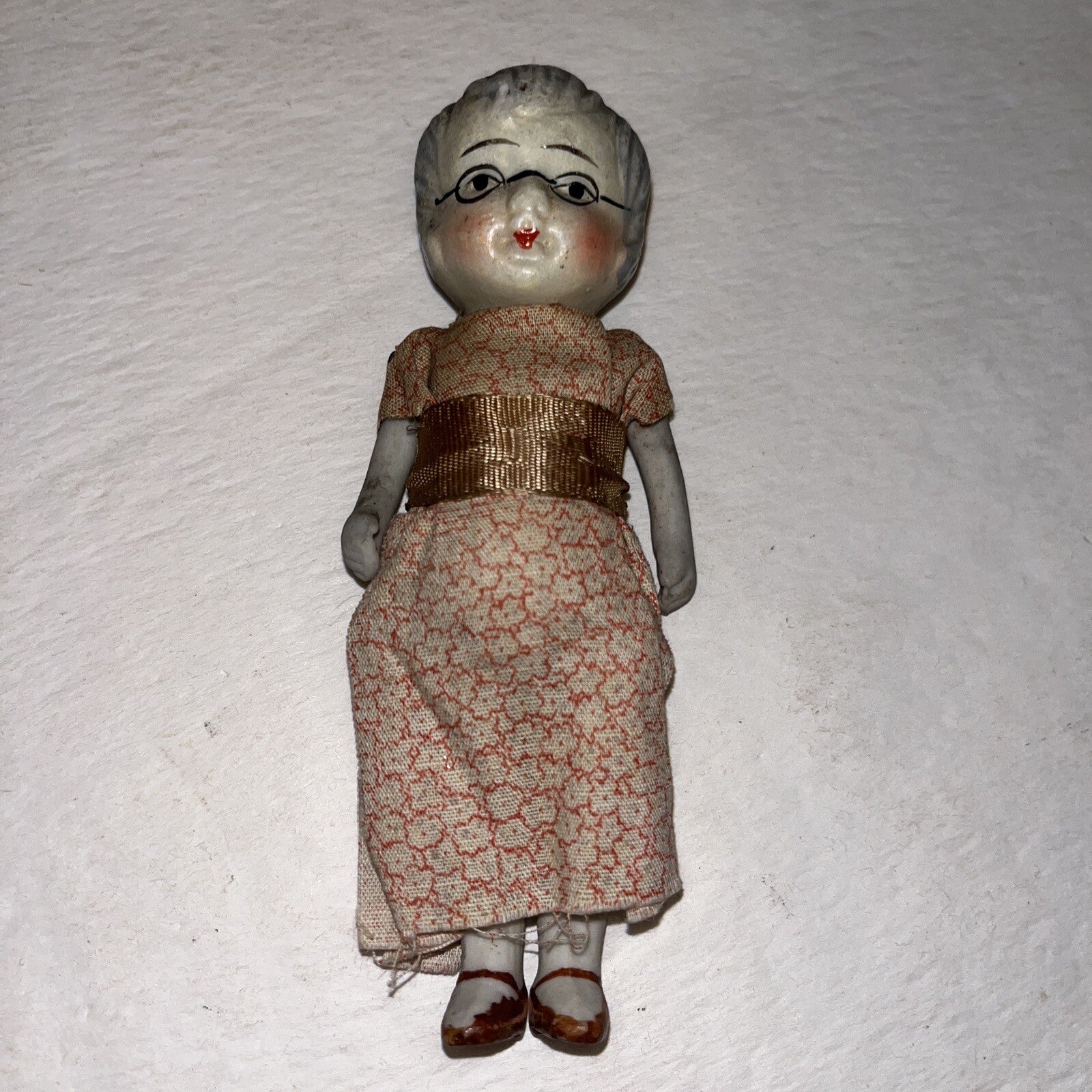 VINTAGE 4" ALL BISQUE GRANDMA DOLL -PAINTED GLASSES- JAPAN