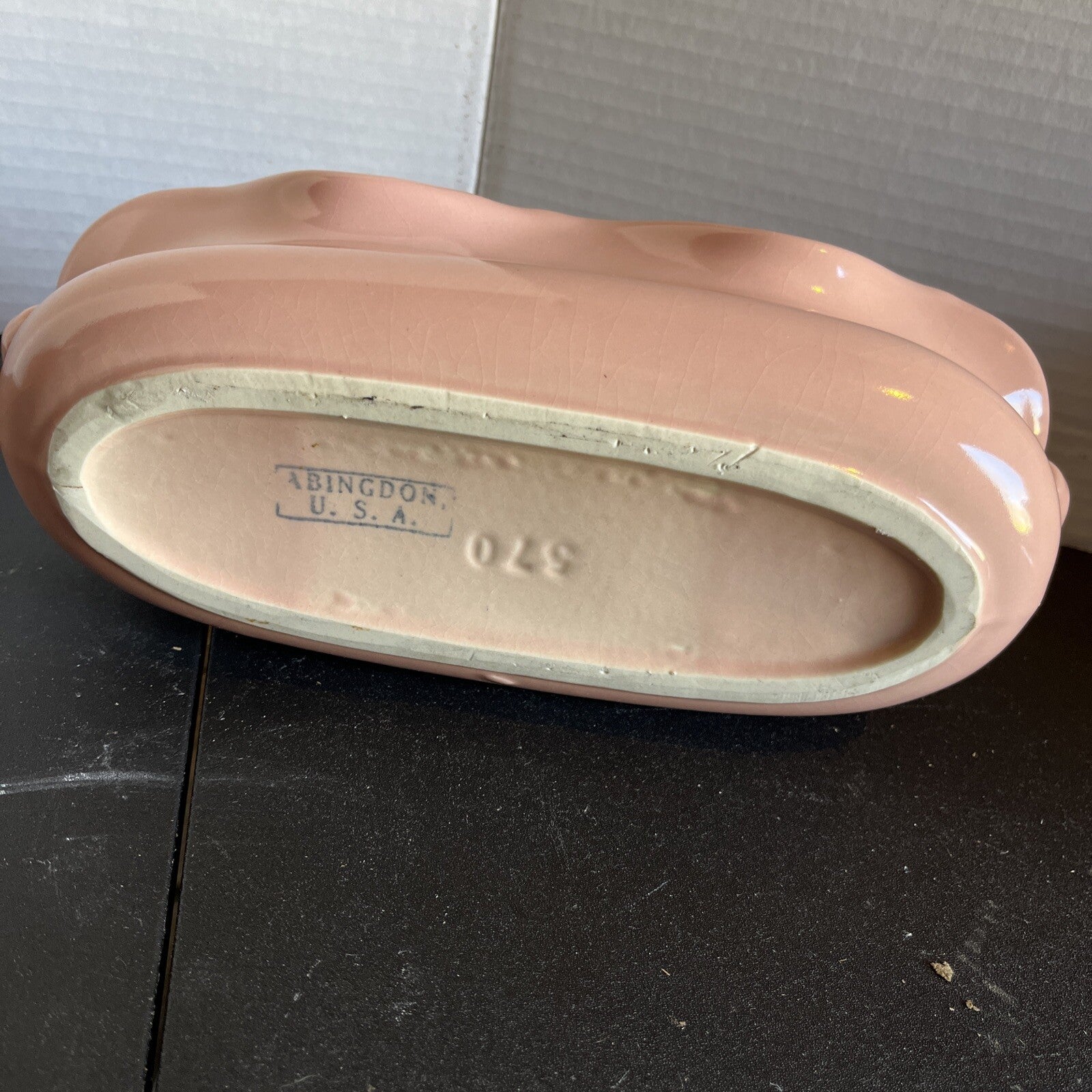 Abingdon USA Pottery Console Bowl with Scalloped Edge #570
