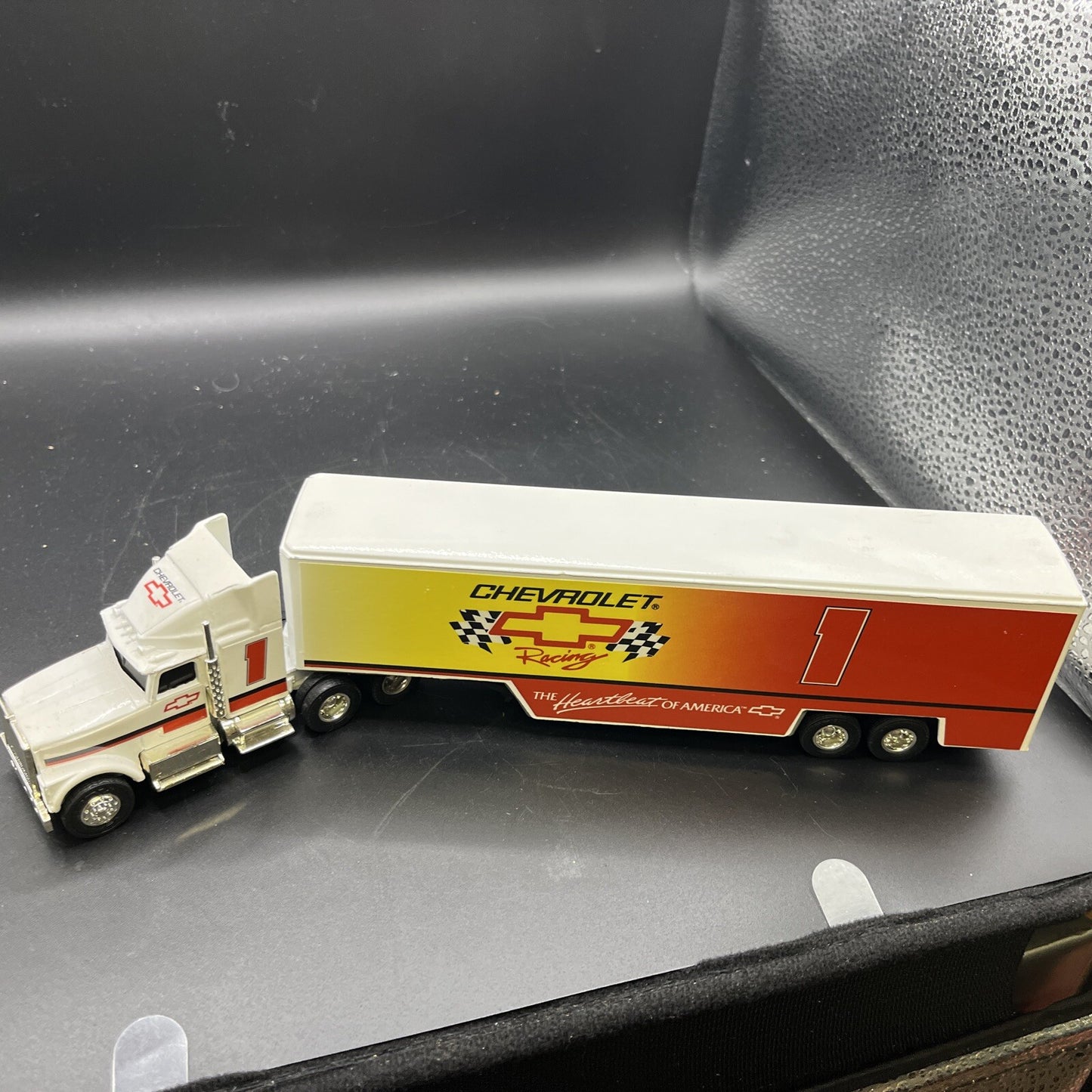 Ertl Sports The Heartbeat of America Chevy Racing 1 Transporter 1:64 Diecast