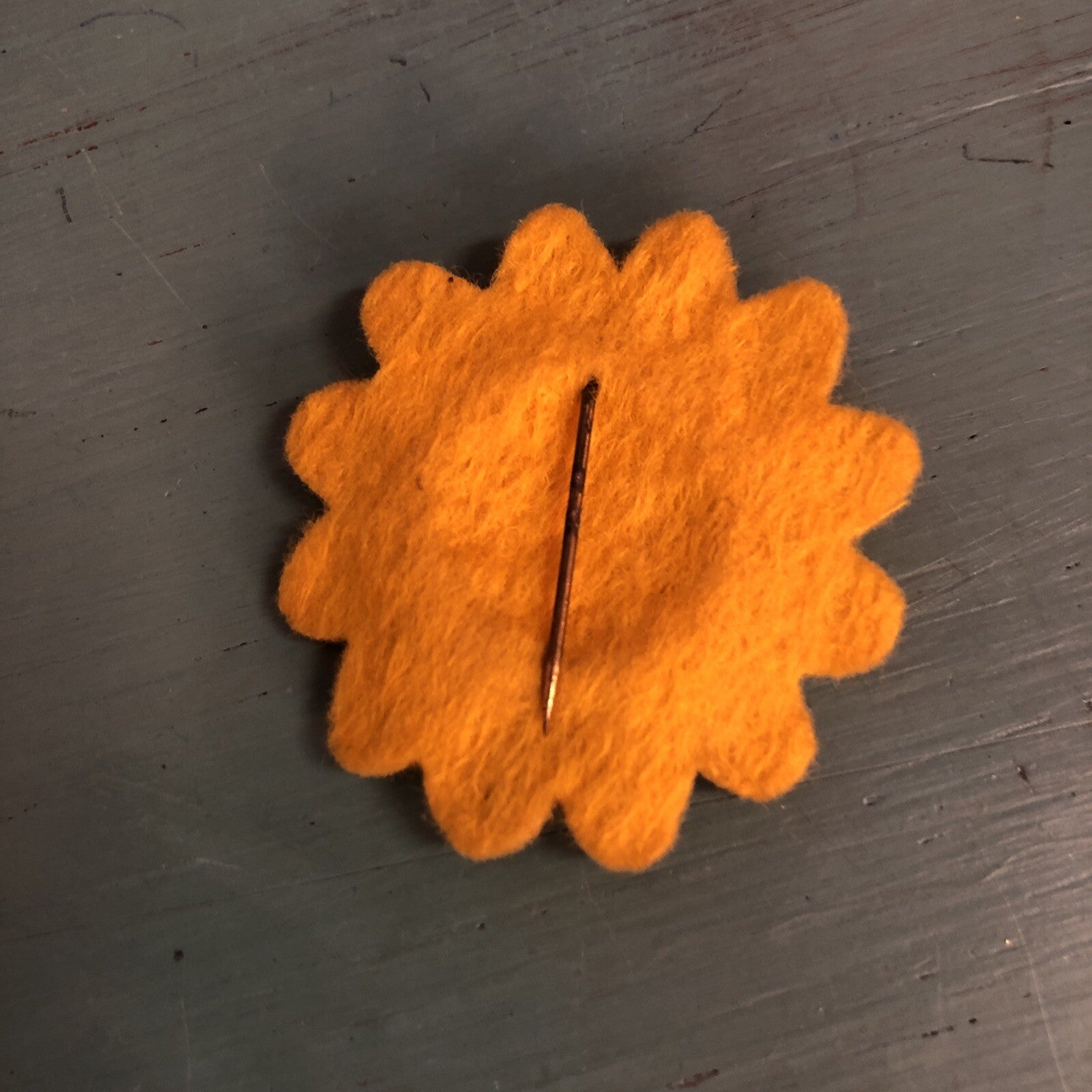 Landon and Knox 3/4" Litho Political Pin with Yellow Felt Pad 1-1/2'