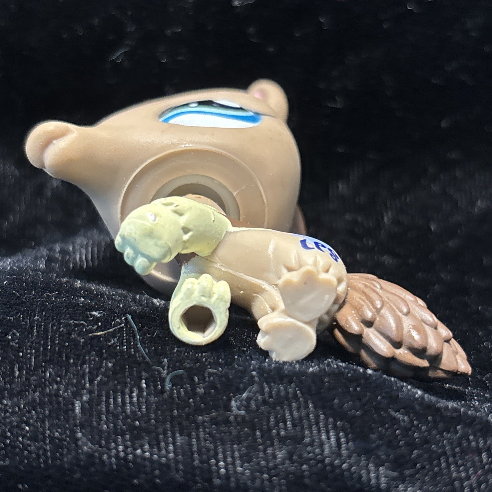 Littlest Pet Shop LPS Brown Anteater with Blue Eyes # 1518