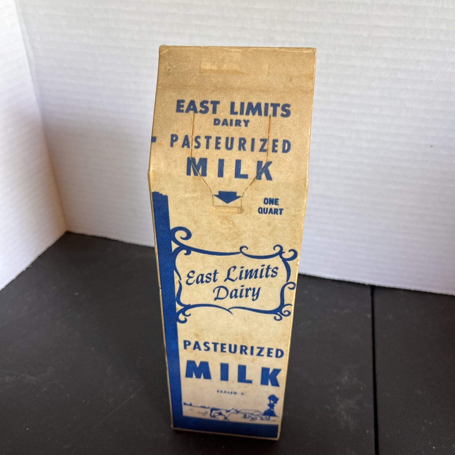 Vintage East Limits Dairy One Quart Waxed Milk Carton Unused