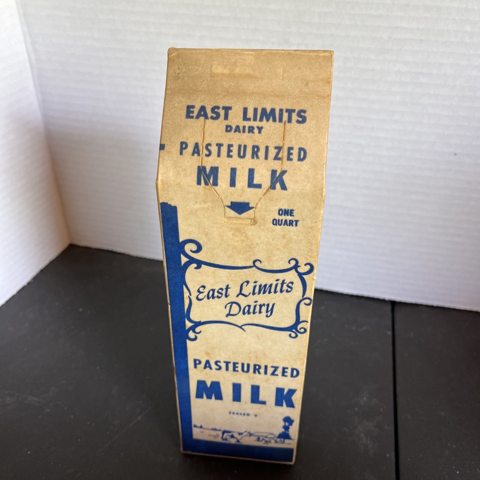 Vintage East Limits Dairy One Quart Waxed Milk Carton Unused