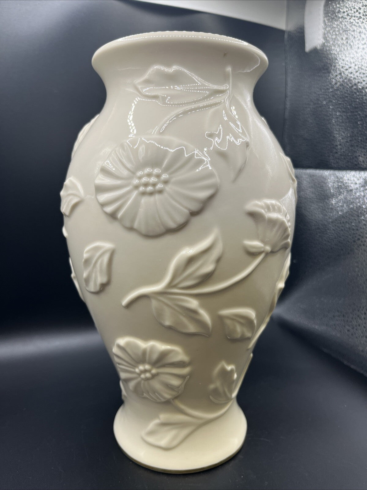 Lenox Porcelain Poppy Vase 10”