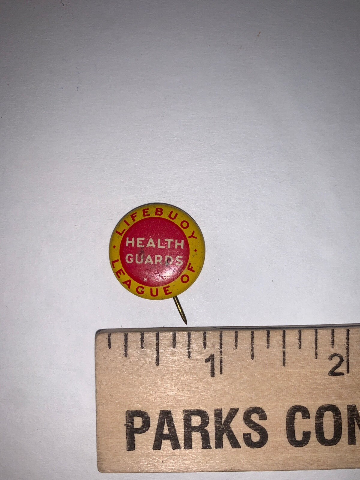 Lot of 4 Vintage Life Buoy League of Health Guards 7/8" Litho Pinback