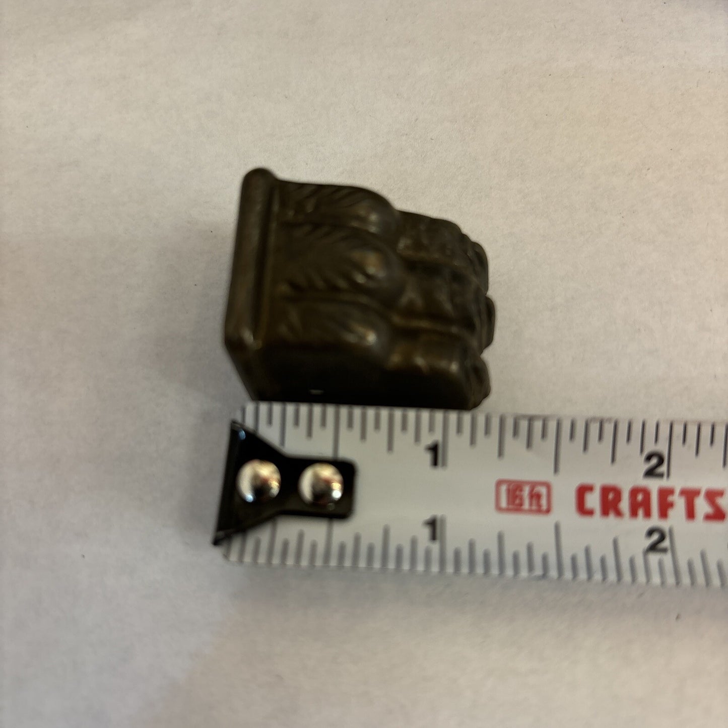 LOT OF 4 SMALL ANTIQUE BRASS 3-TOED CLAW FOOT SALVAGE