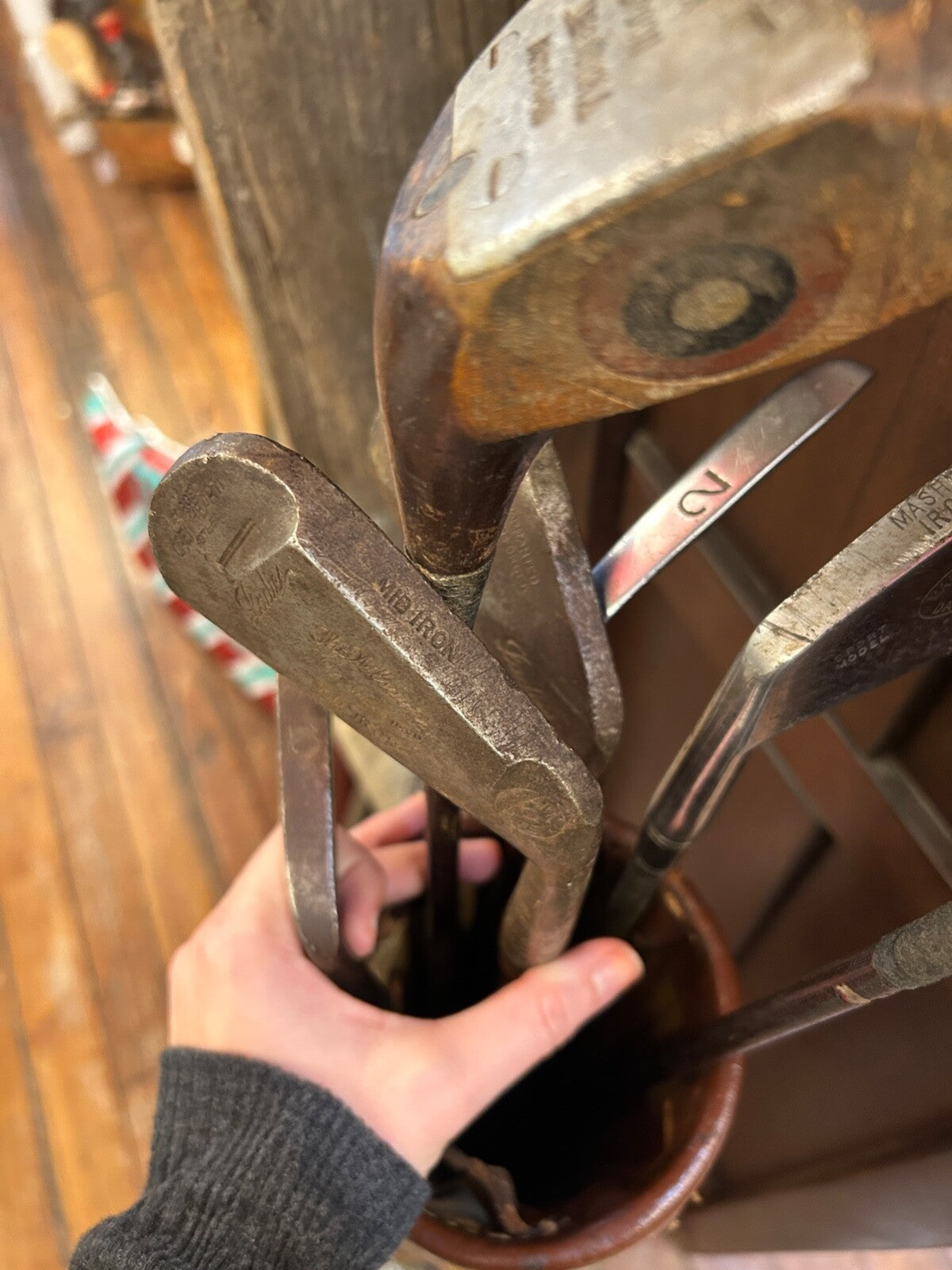 1930's Set of 7 Golf Club W Bag Wood and Metal Clubs Wood Handles W Talon Zipper