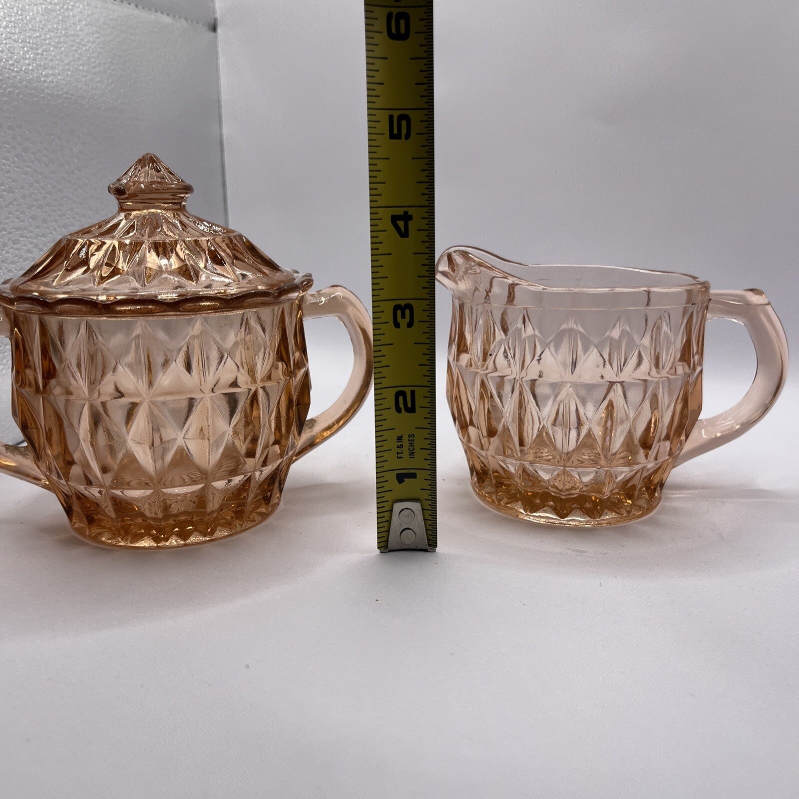 Vtg Pink Depression Glass Windsor Sugar Bowl With Lud Diamond