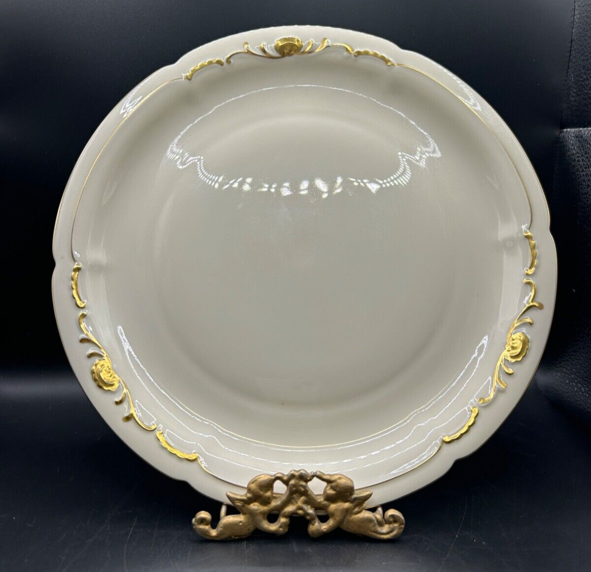 RARE Waldershof Bavaria Germany 10" Dinner Plate Gold Rim and Design