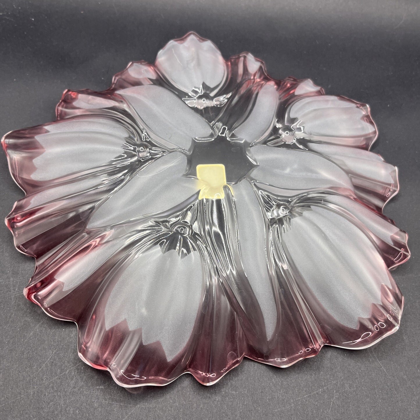 Art Glass Plate Pink Frosted White Tulip Floral Ruffle Edge 8 In Mikasa