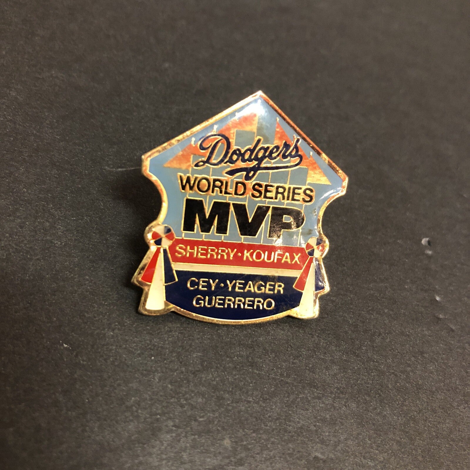 Dodger's World Series MVP Pin  1" x 1.25"