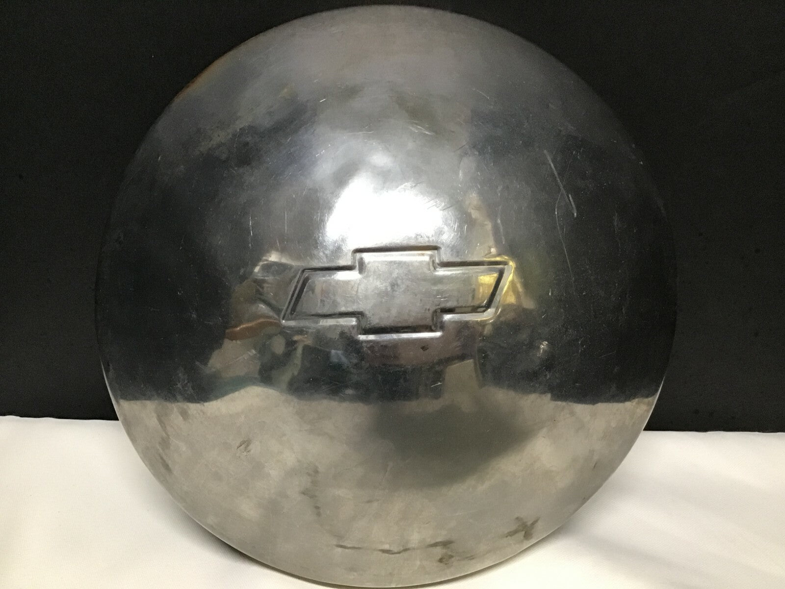Vintage Chevy Chevrolet Automobile Hubcap