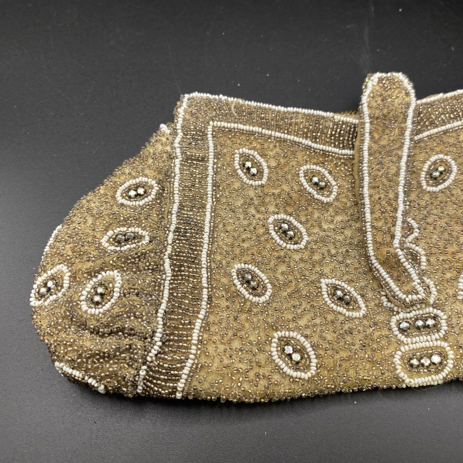 Unbranded  vintage Beaded Purse  clutch Circa  1950's tan