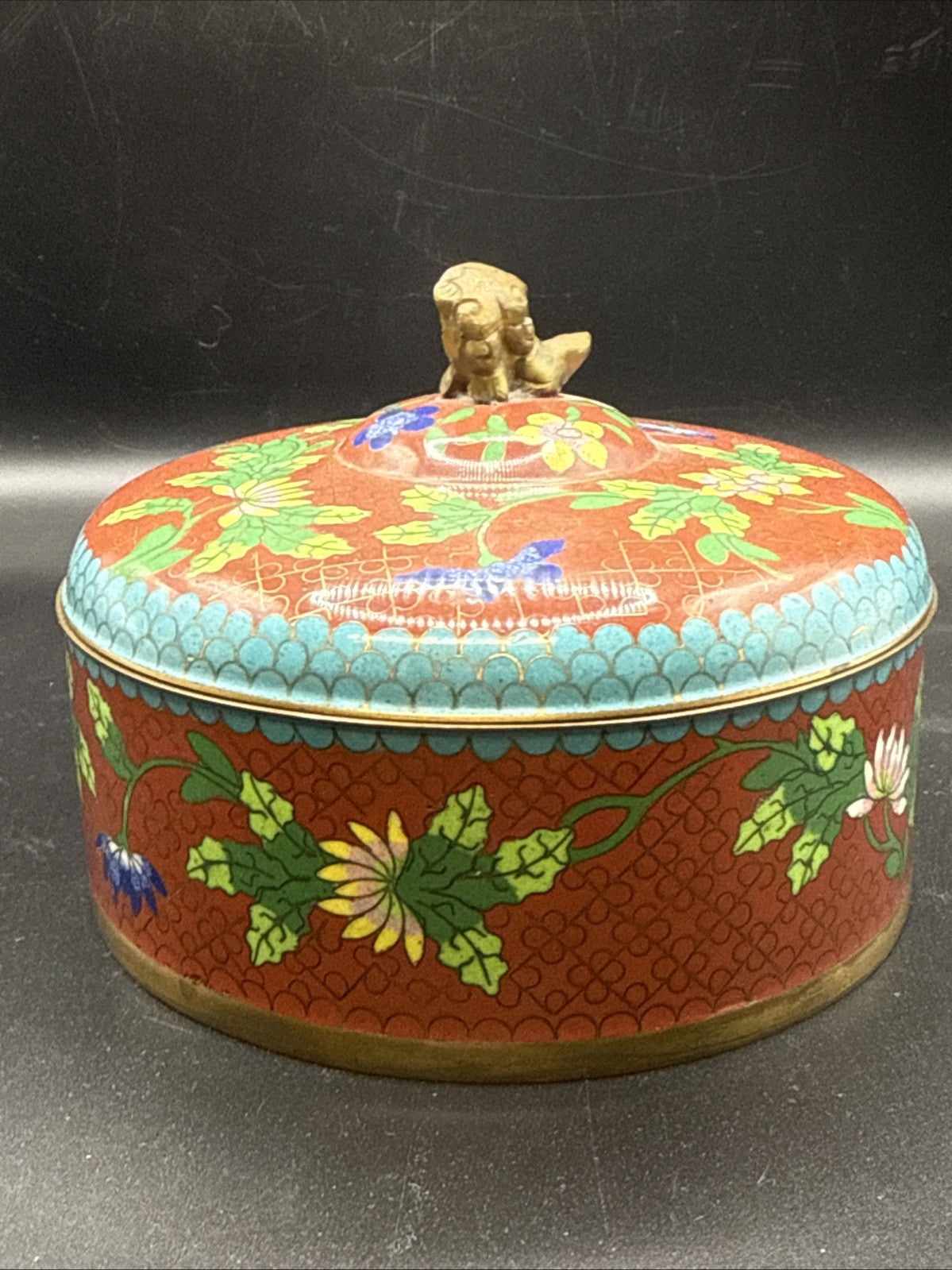 Foo Dog Finial Chinese Enamel Brass Cloisonne Round Box Vintage -5.5  tin red