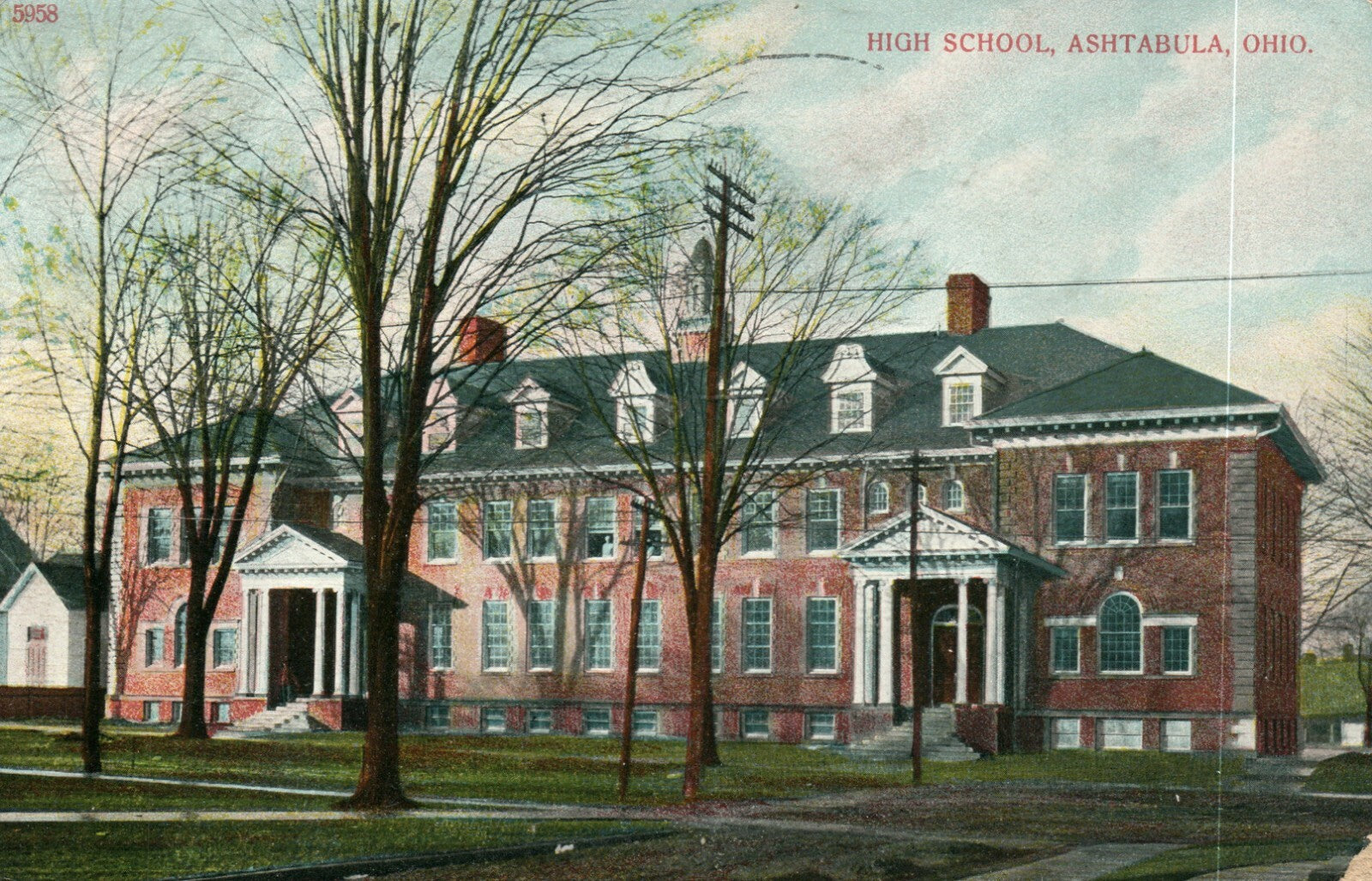 High School Building  Ashtabula 5958 OH Ohio Postcard