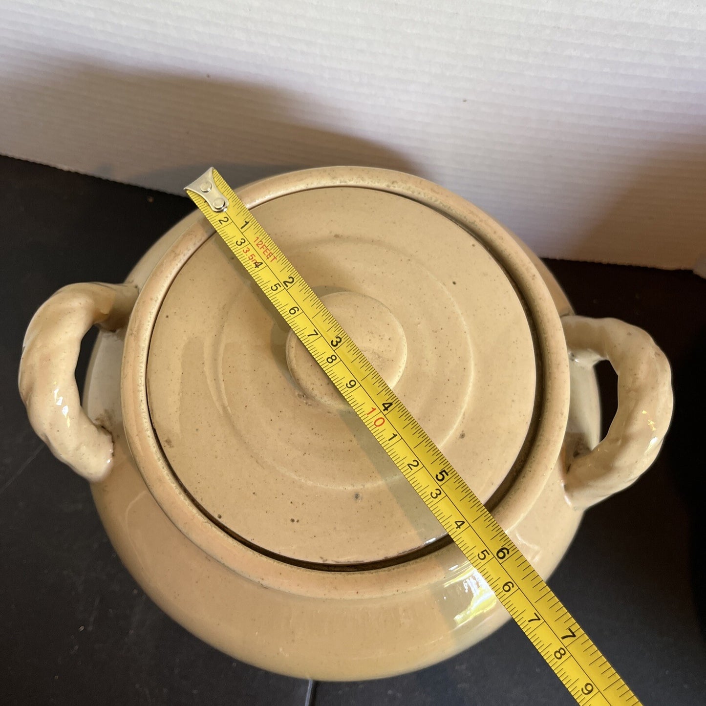 Antique/primitive/Bean Pot/cookie jar with twisted handles