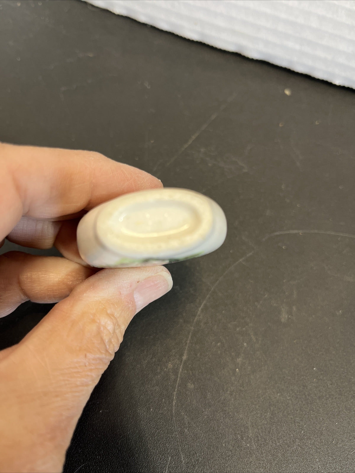 Antique Pre-1910 Asian Birds Decorated Snuff Jar with lid, sniffer