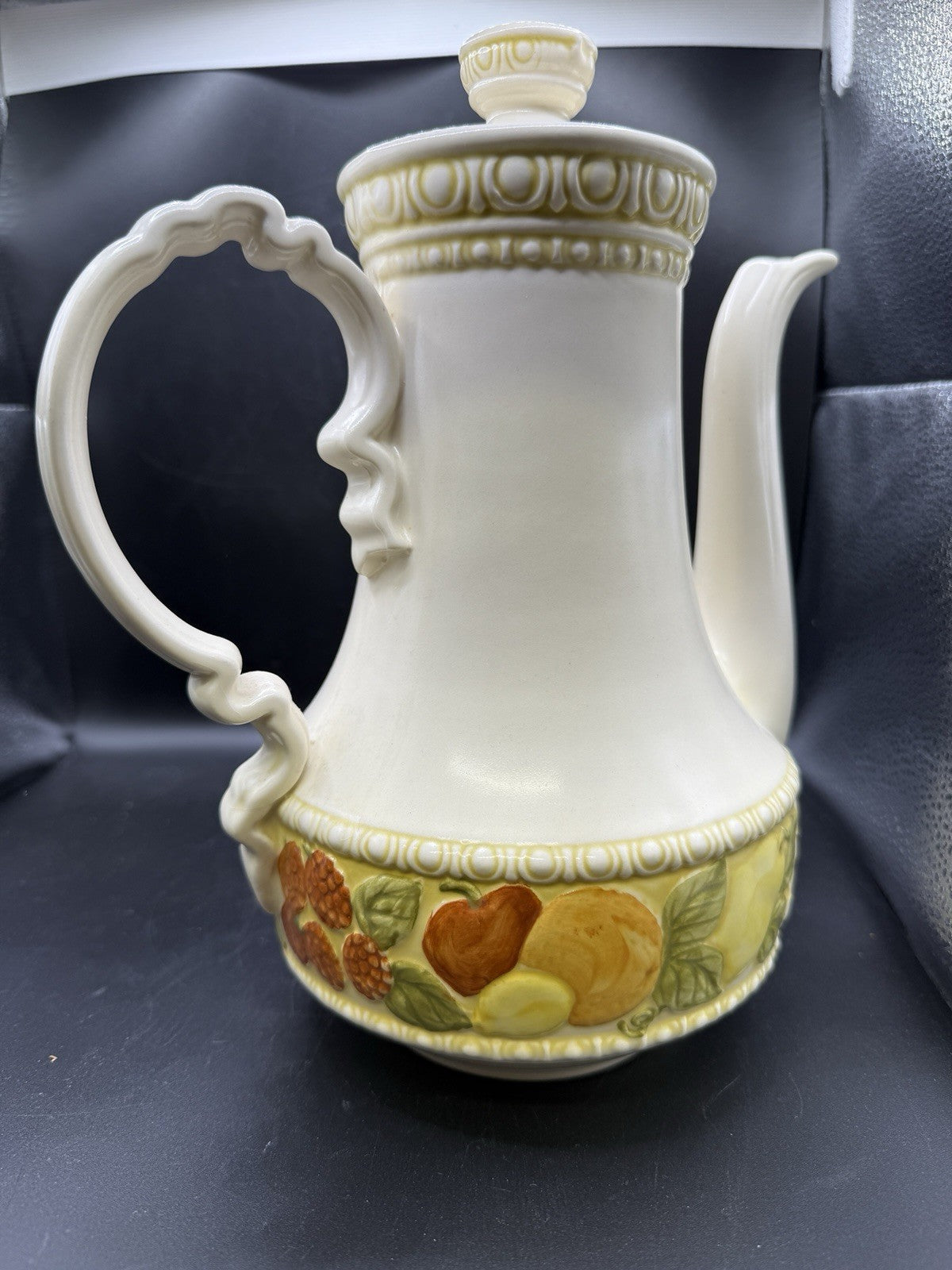 Vintage Della Robbia By Metlox Poppytrail Vernon Ware Teapot Coffee Pot
