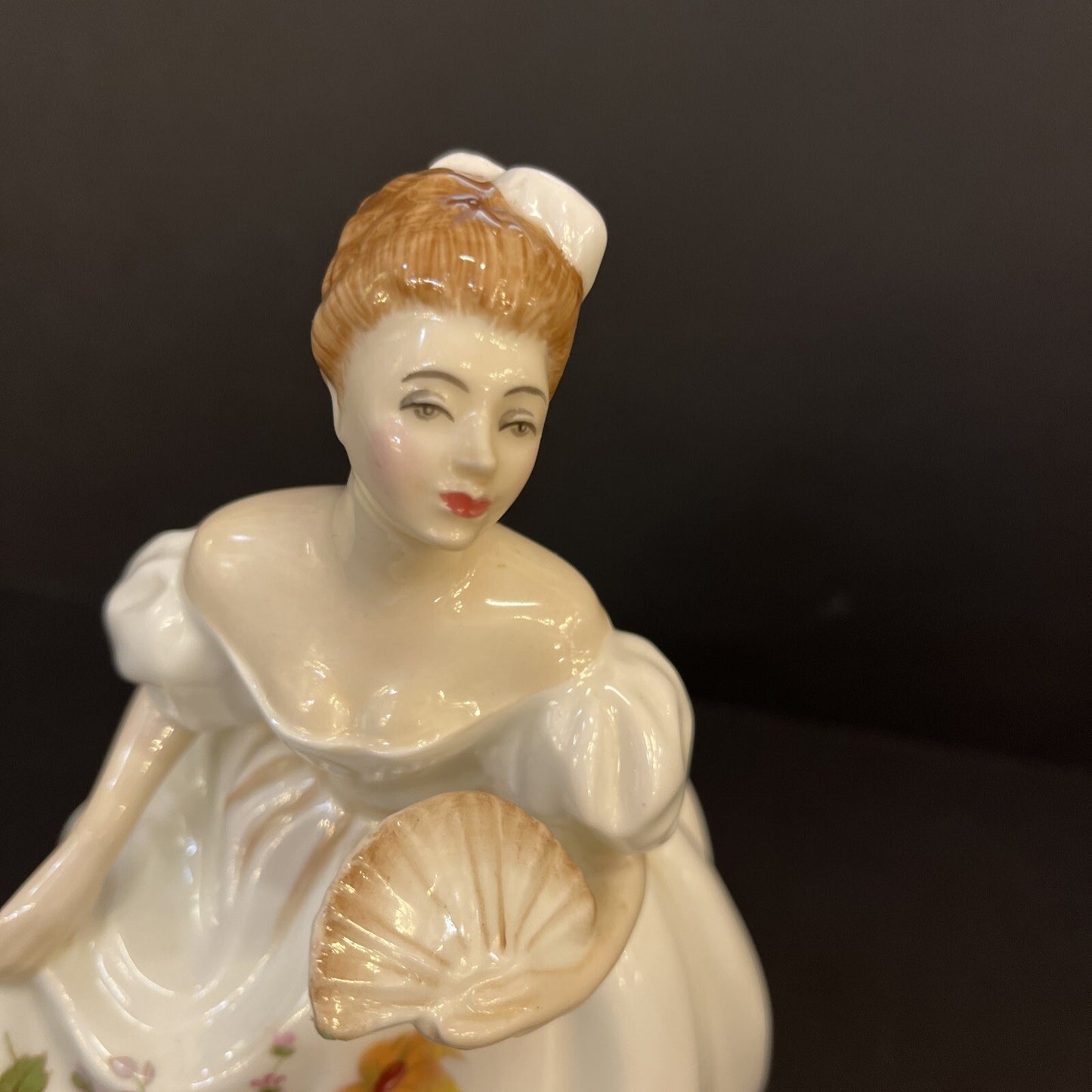 Royal Doulton HN3002 MARILYN 7 1/4" Figurine 1985