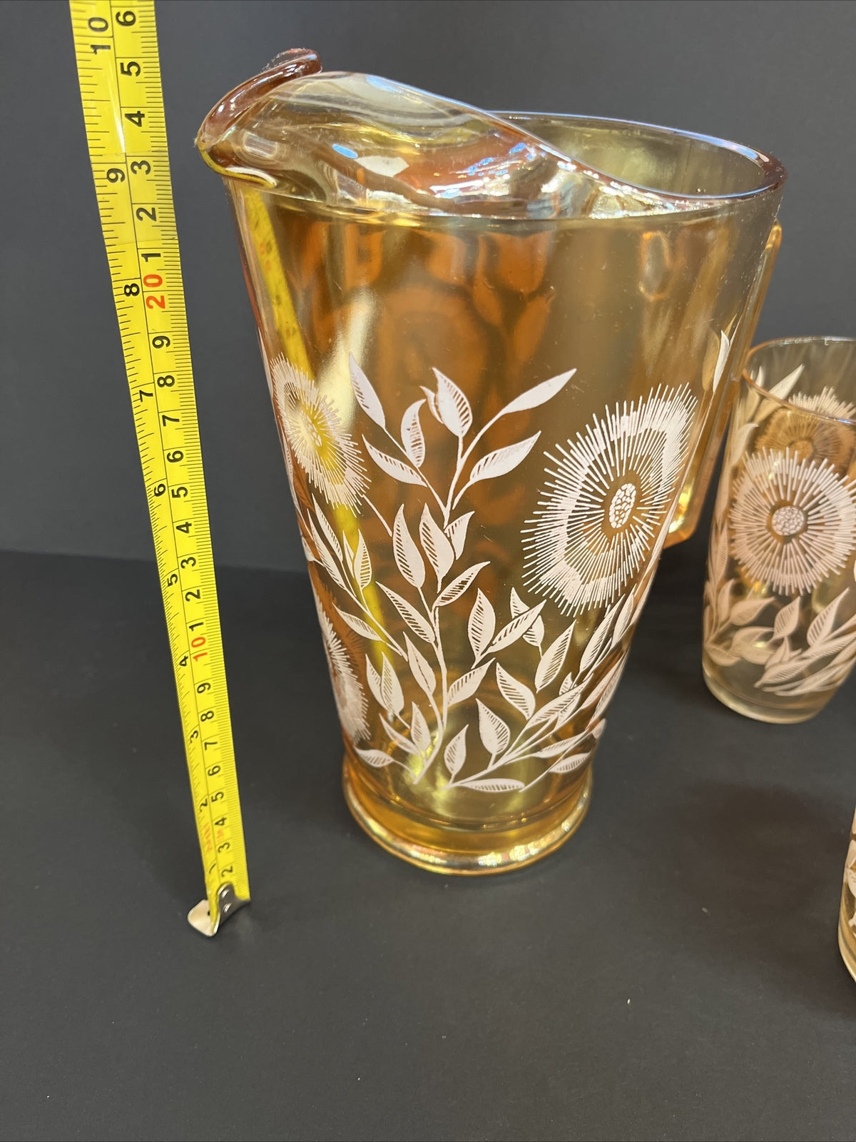 vtg Marigold Carnival Glass Pitcher 9.75" Hand Painted Sun Flowers w/ 2 glasses