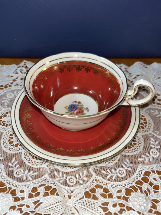Vtg JOHN AYNSLEY Bone China England Ruby Red Floral Center #C882 Set Cup Saucer