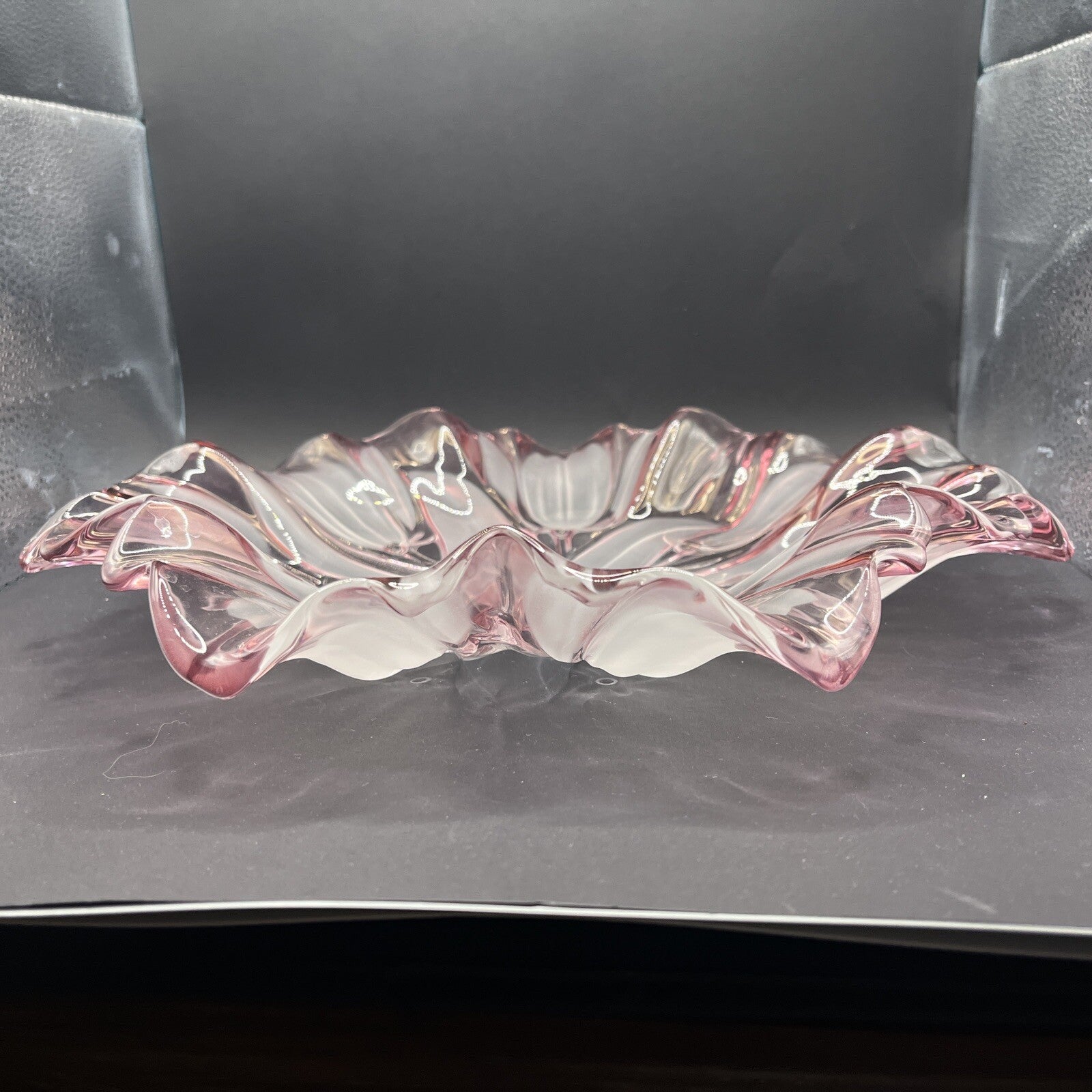 Art Glass Plate Pink Frosted White Tulip Floral Ruffle Edge 13” In Mikasa