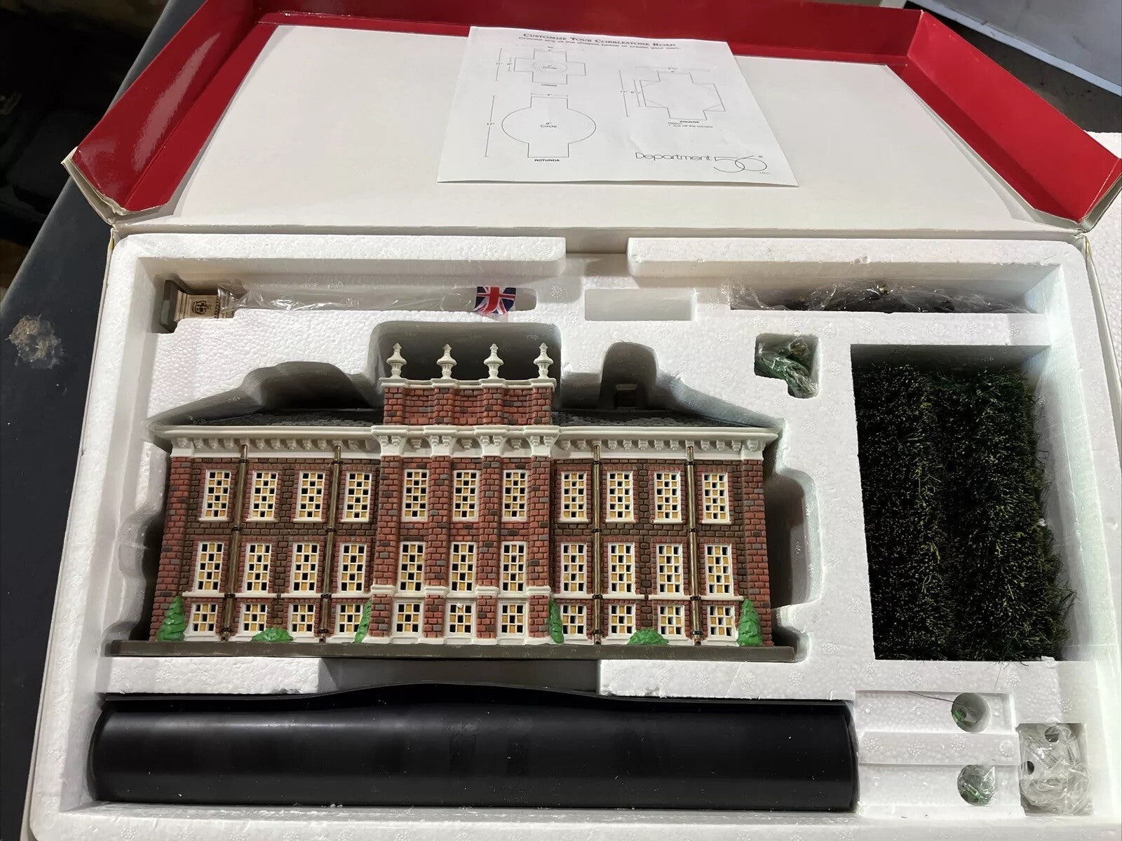 NEW Department Dept 56 Kensington Palace Dickens Village Series 58309 1998