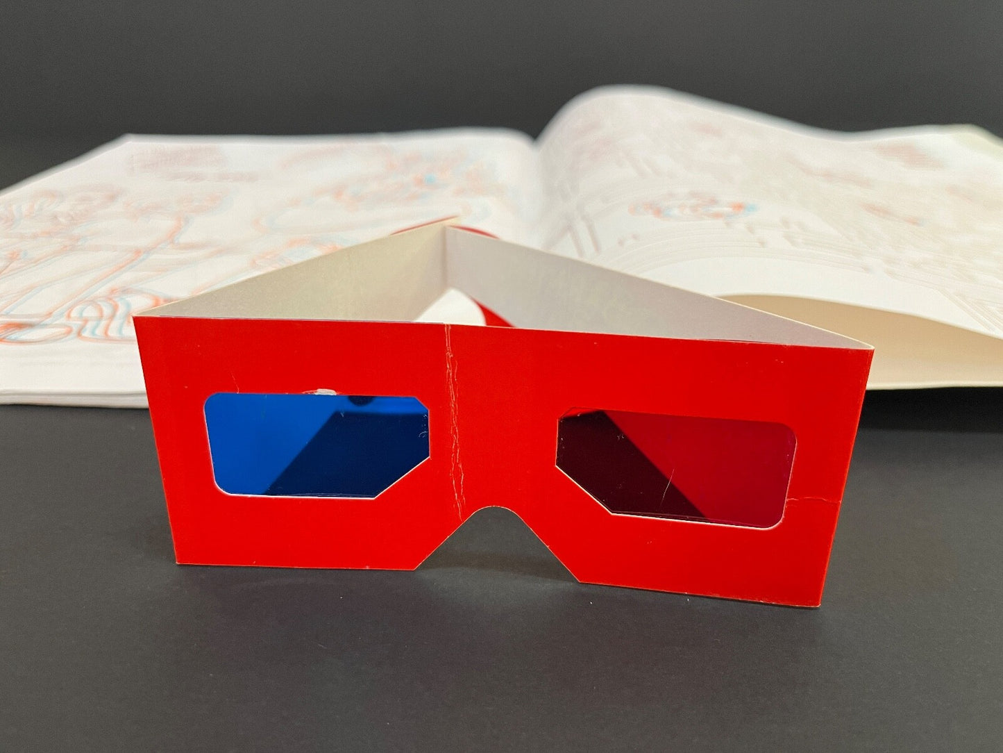 Barnum & Bailey Circus Magazine Book and 3D Coloring Book