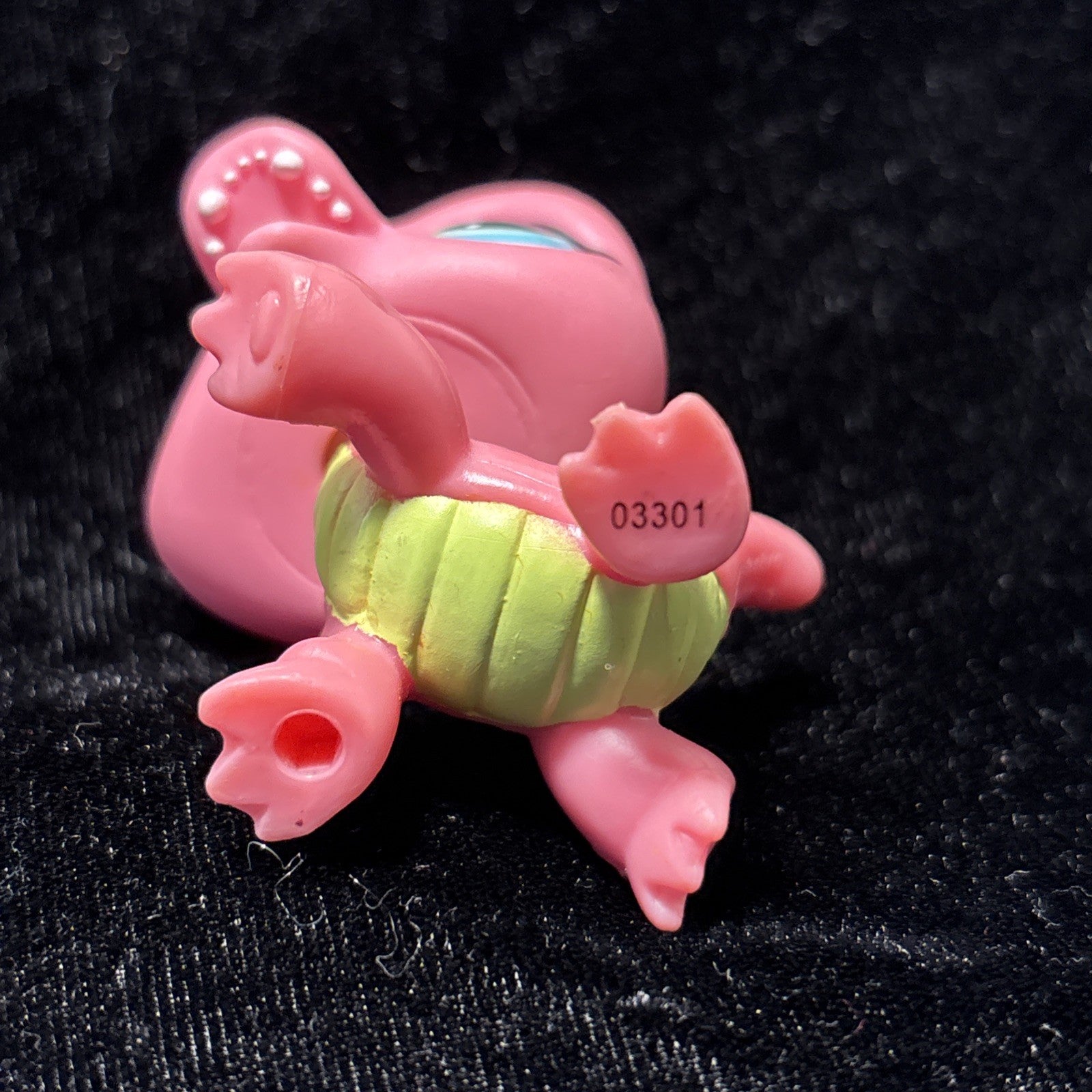 Littlest Pet Shop LPS Pink Crocodile with blue eyes #1464