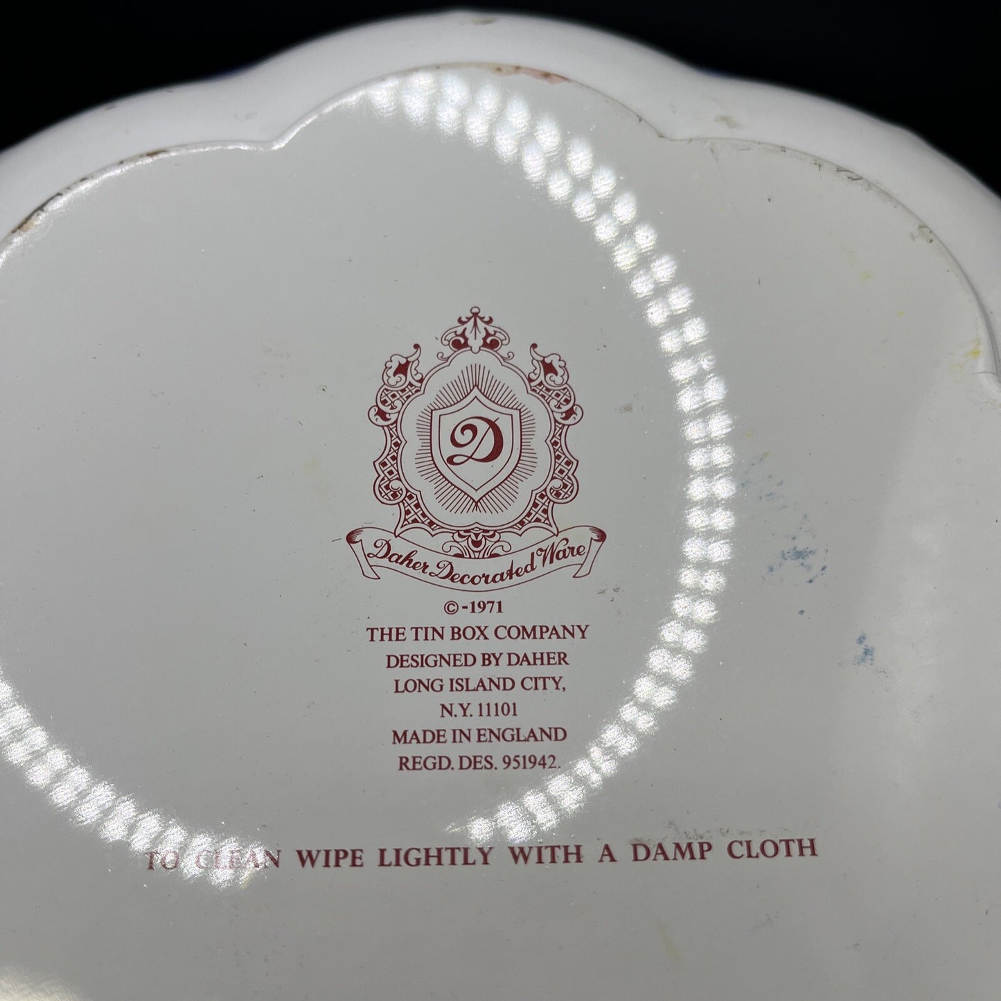 Vintage Blue Willow Tin Bowl  10" Made in England 1971
