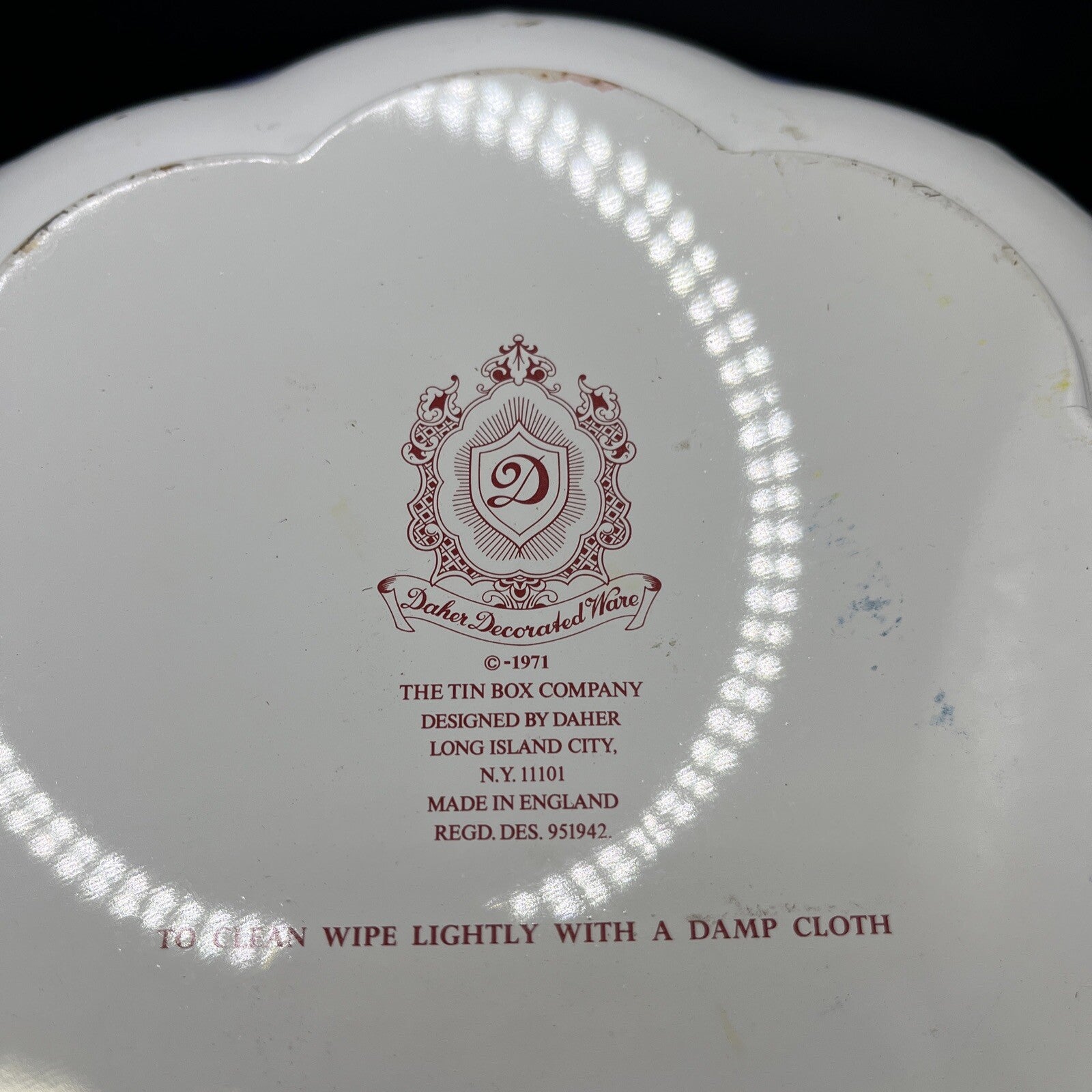 Vintage Blue Willow Tin Bowl  10" Made in England 1971