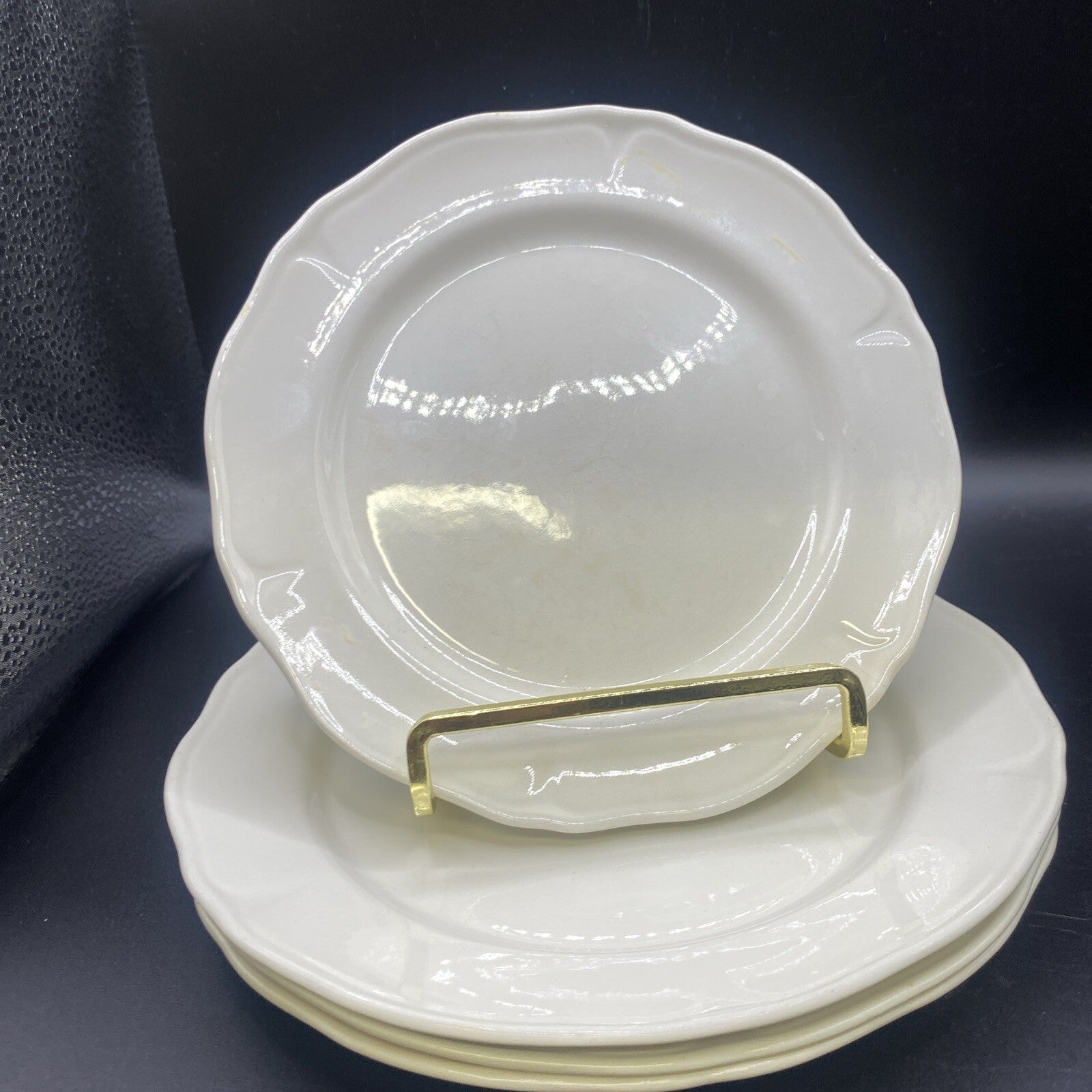 RARE Lot of 4 1930's Petalware Mount Clemens White Plates Salad Bread Desert