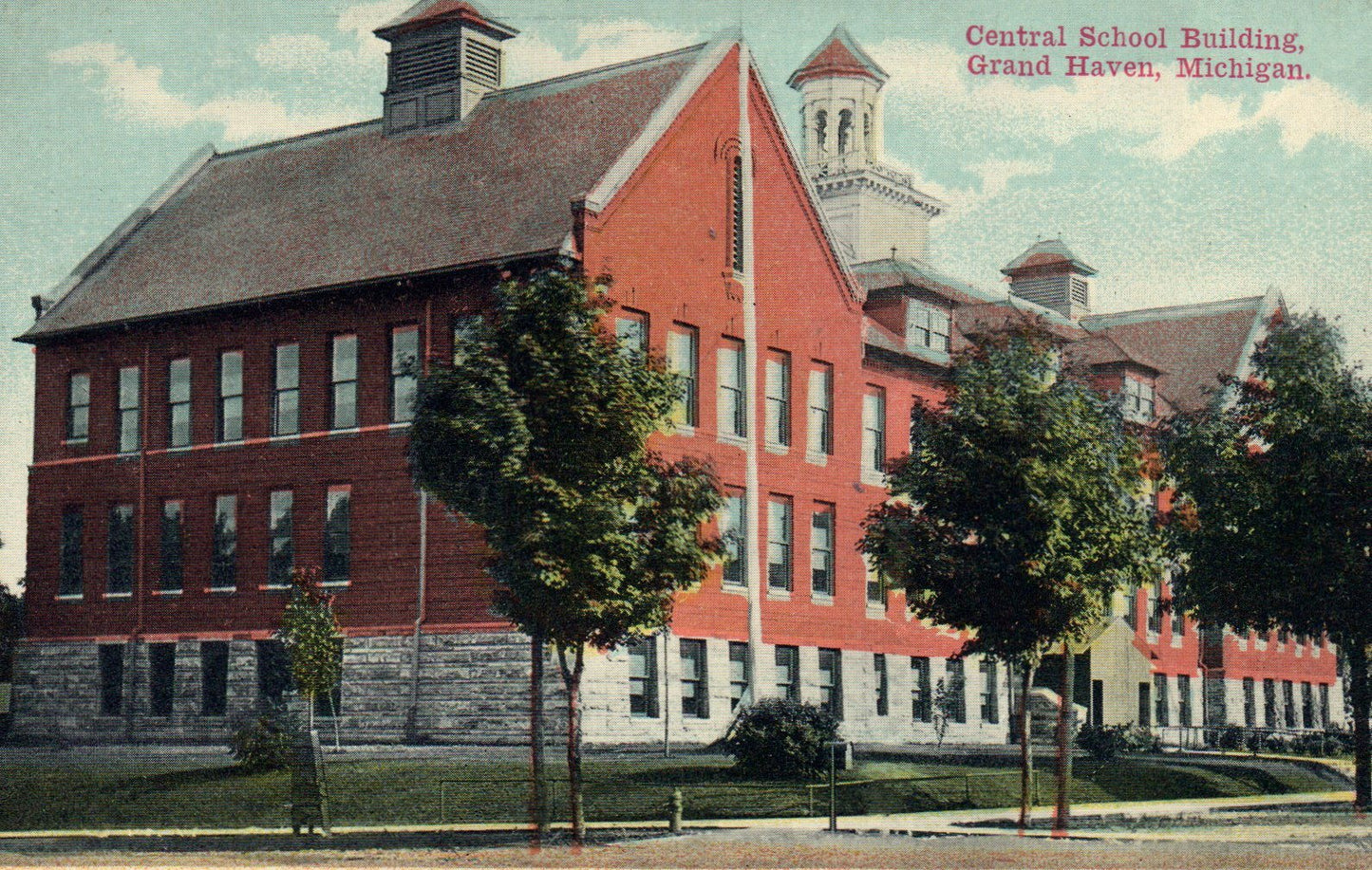 Central School Building, Grand Haven Michigan Mich MI Postcard