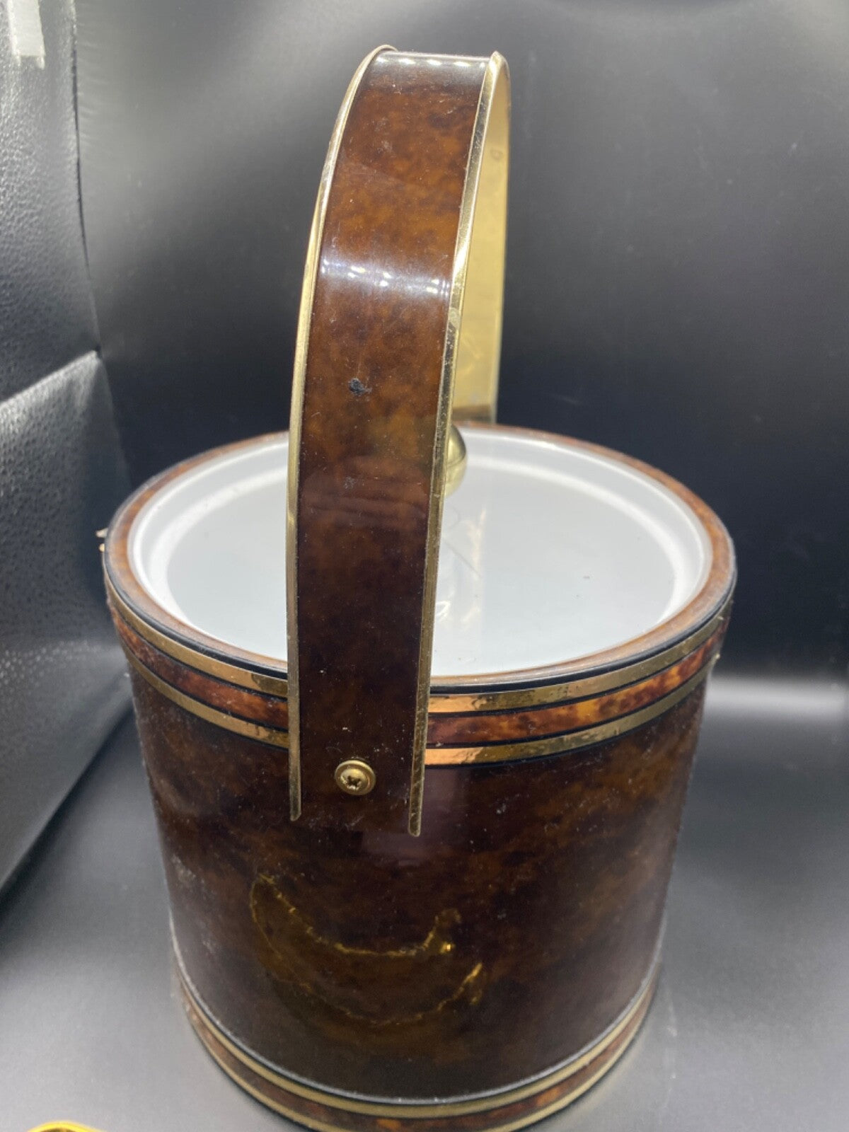 Drulane Towle Barware set 6 Whiskey glasses Ice Bucket Brown Tortoise shell Gold