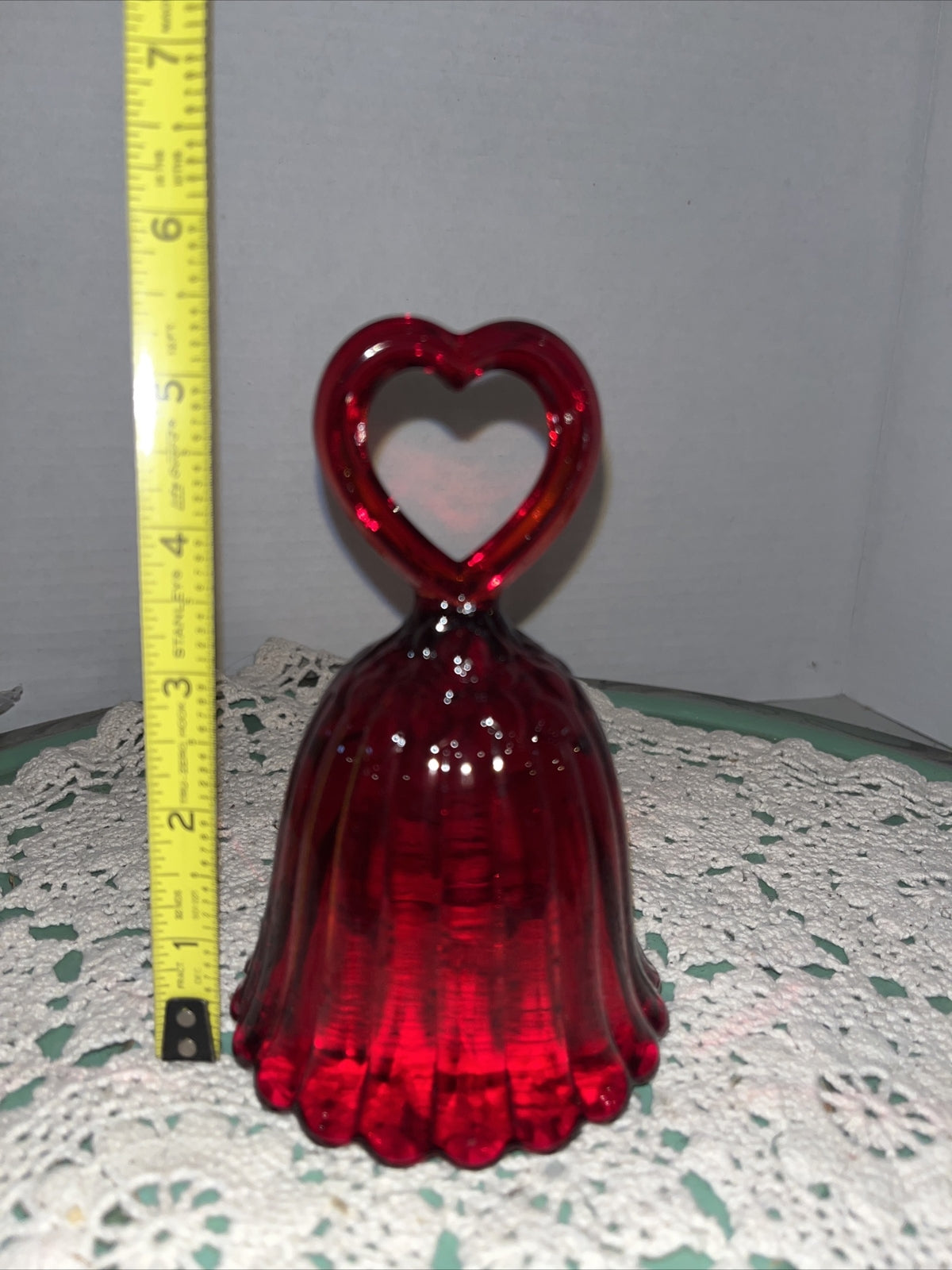 Vintage 1989 Fenton Red ruby Large Heart Handle Glass Bell 9774-RU. 5.5”