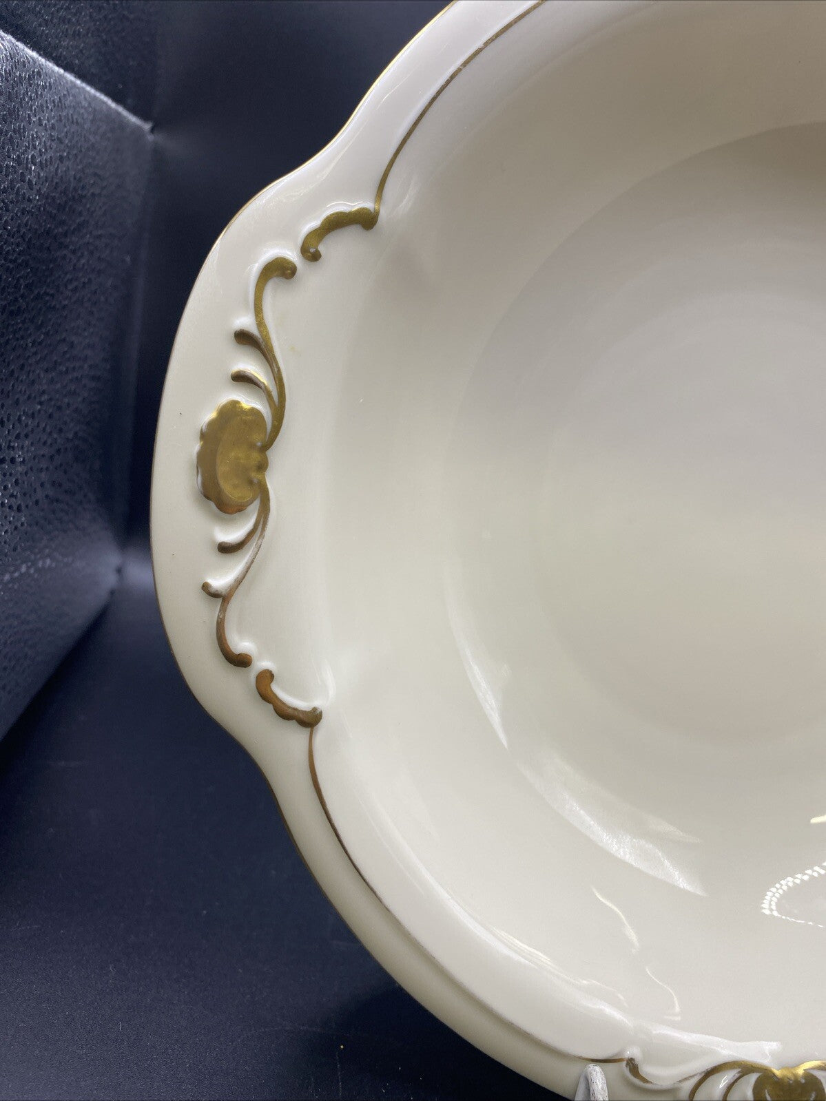 RARE 8.5" Waldershof Bavaria Serving Bowl with handles Cream with Gold Rim