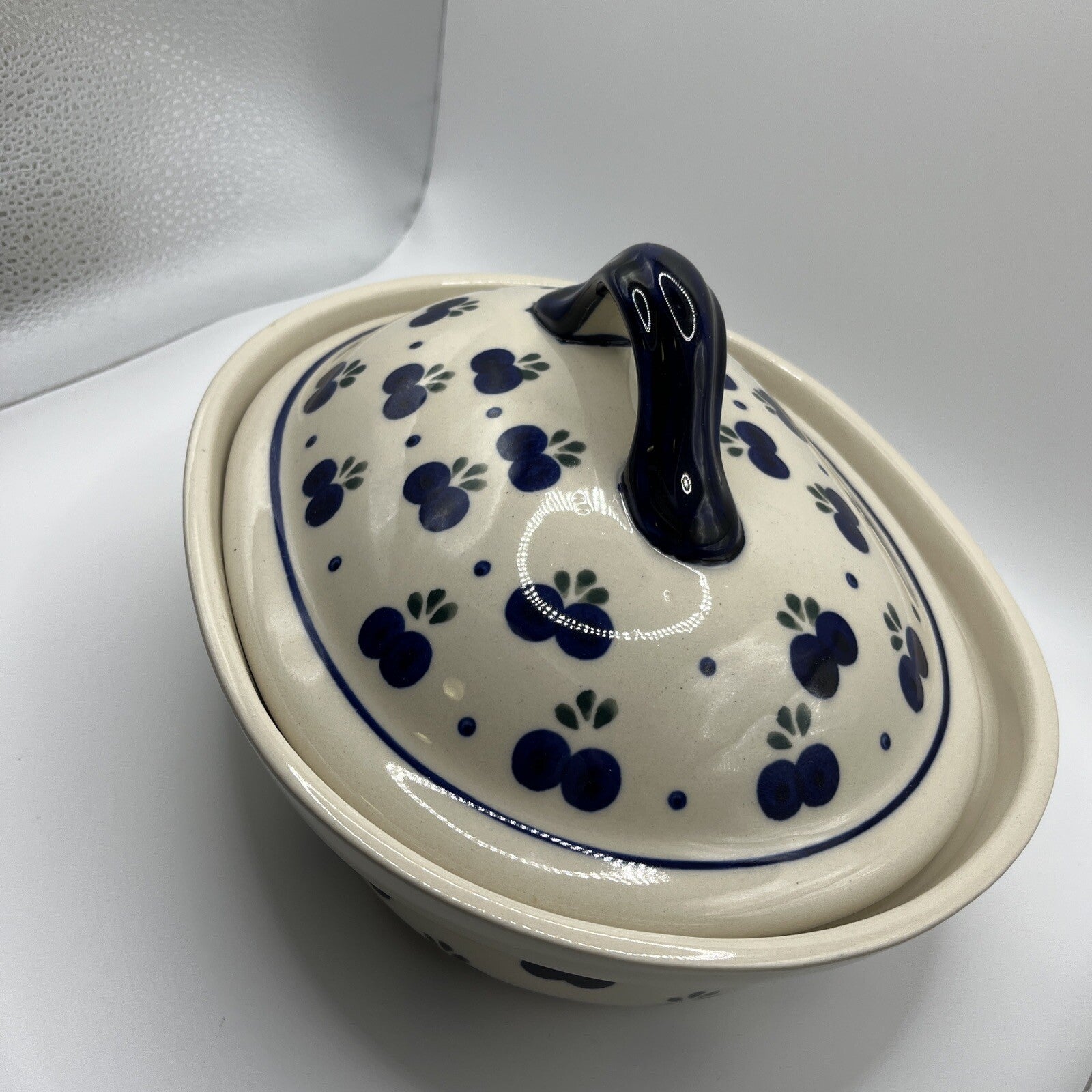 Polish Pottery Wild Blueberries Deep Bowl with Top 8” X 10”