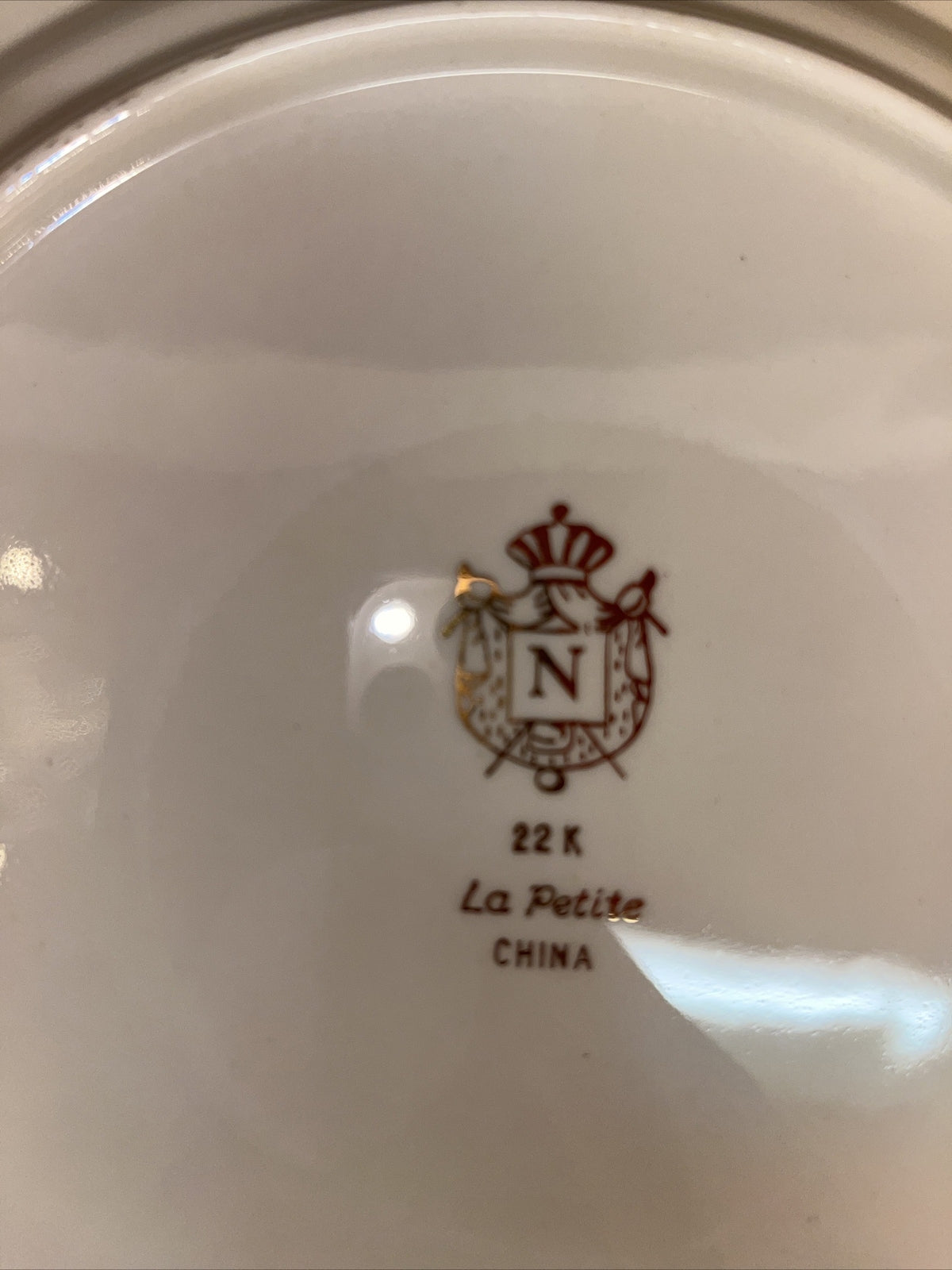 Vintage 1940s USA 10" Porcelain 22k Crest O Gold Plate