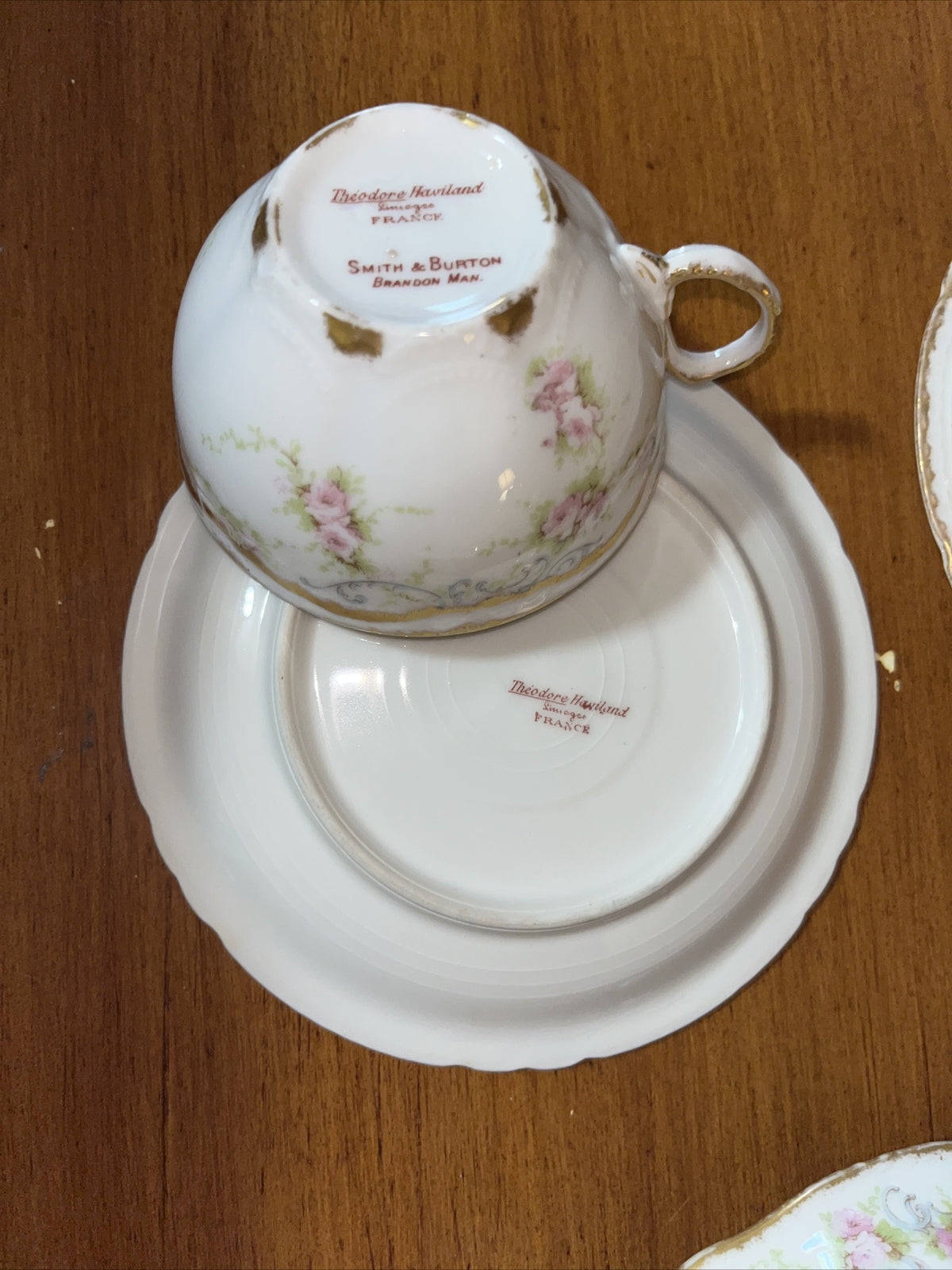 Haviland Limoges 4Tea Cup / Saucer & Serving Bowl- Double Gold Ribbon Flowers