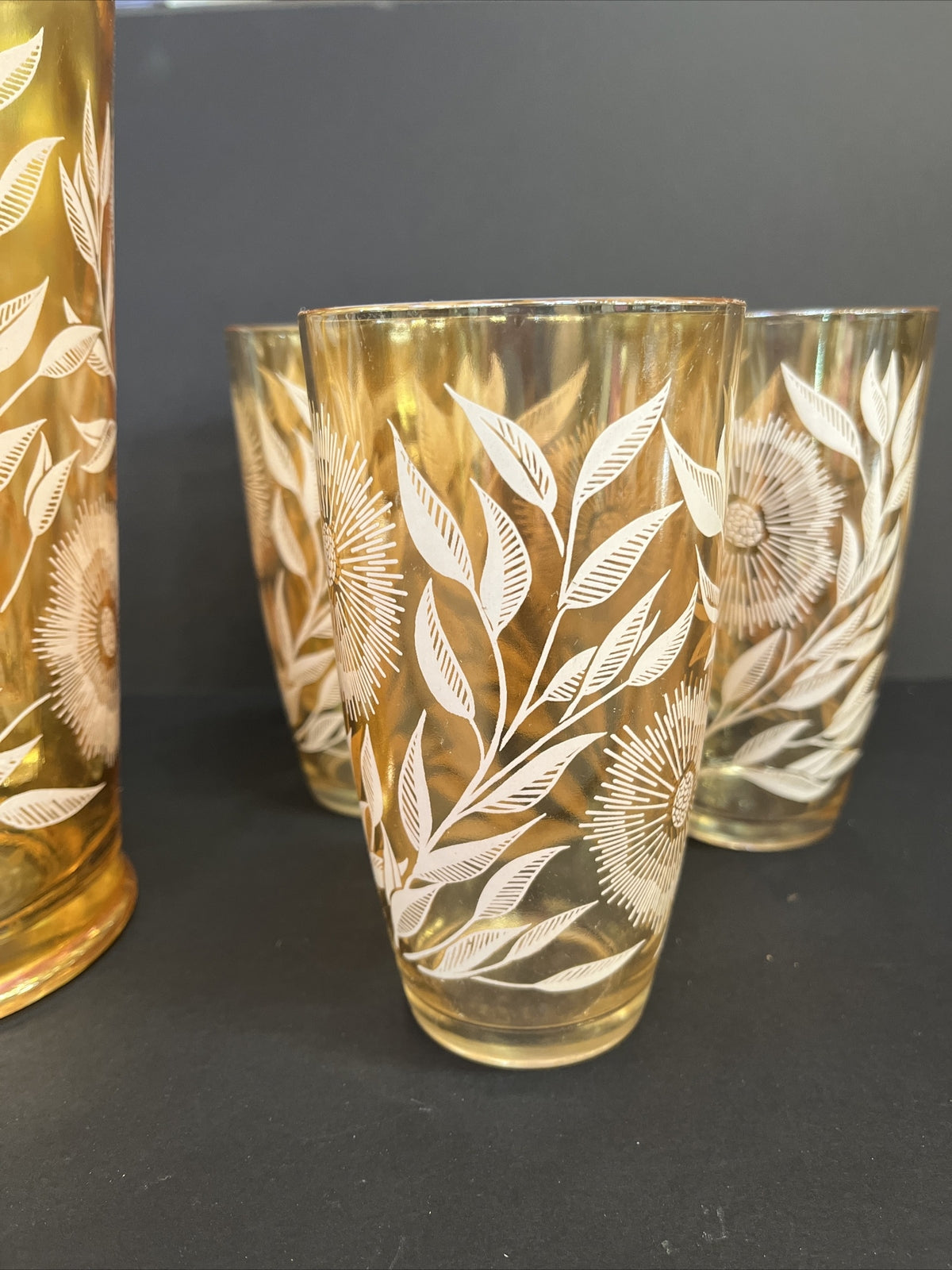 vtg Marigold Carnival Glass Pitcher 9.75" Hand Painted Sun Flowers w/ 2 glasses