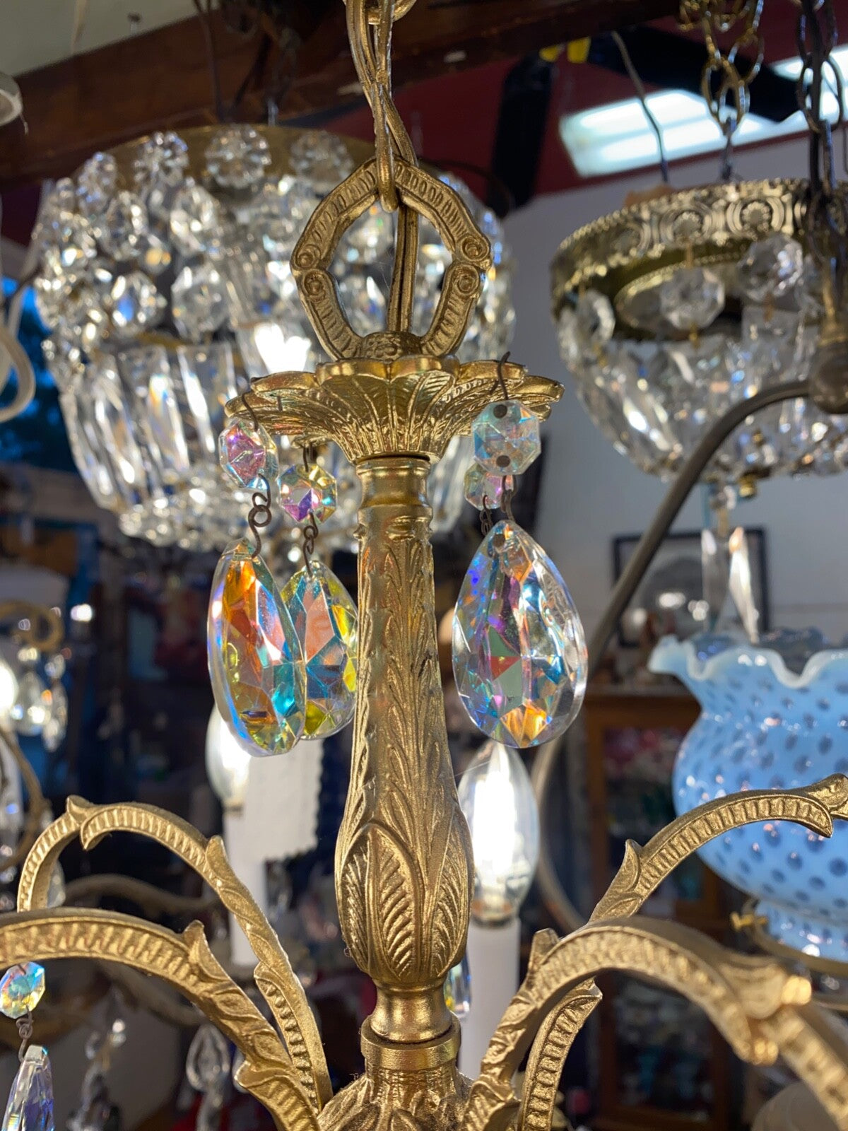 Gold 5-arm/light chandelier with iridescent crystals