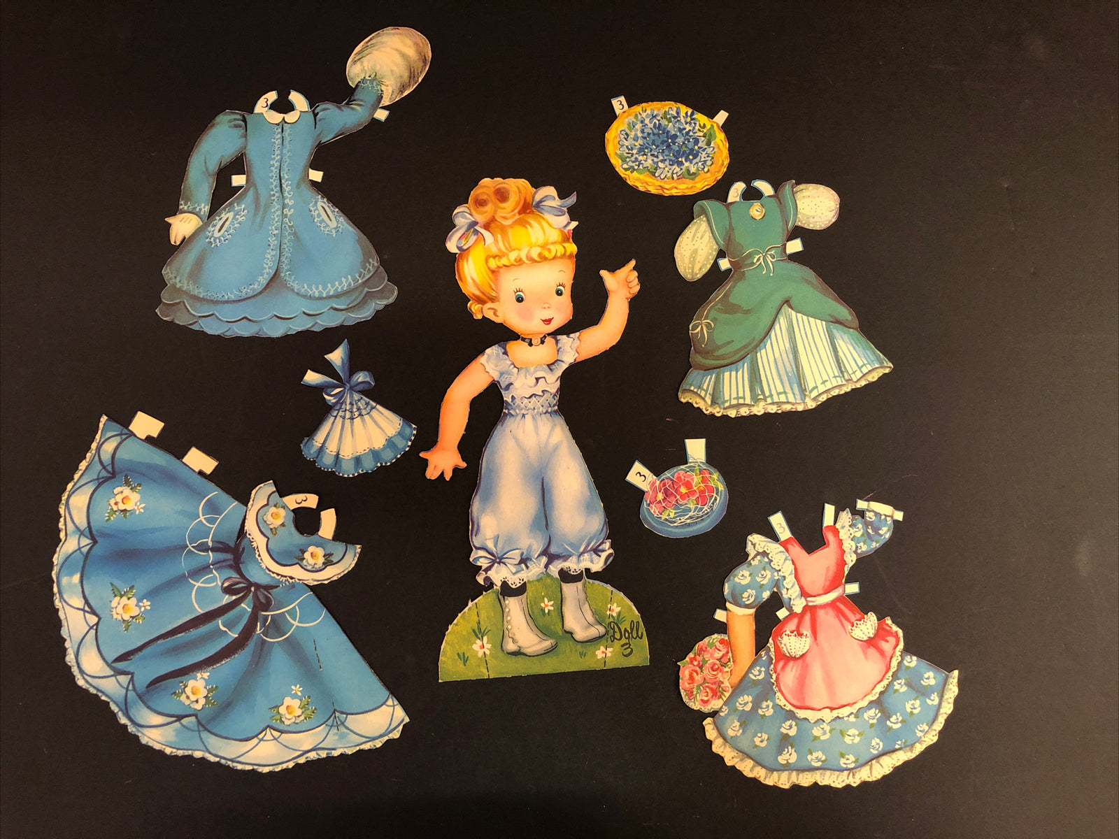 Vintage Paper Doll Set Merill Becky and Betsy (4) Stand Up Dolls 1952