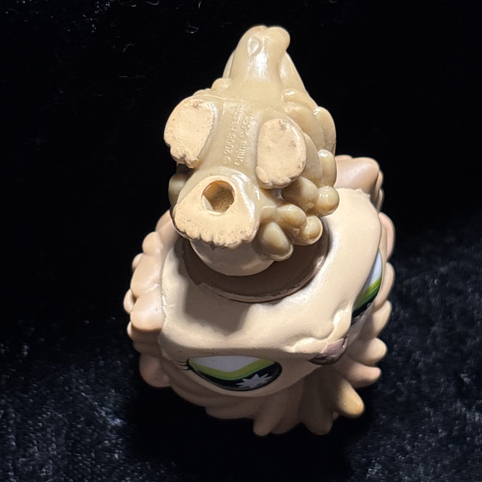 Littlest Pet Shop LPS Hedgehog #485  Tan with Green Eyes