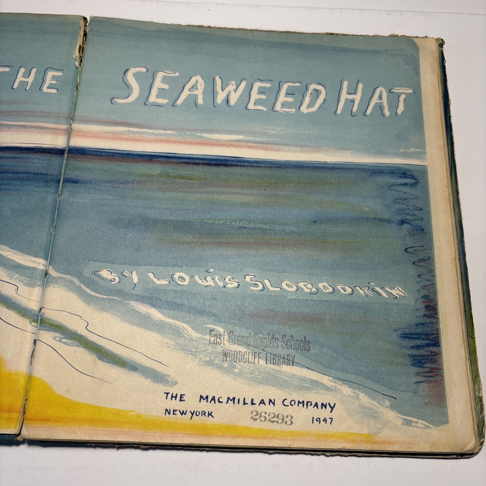 The Seaweed Hat by Louis Slobodkin 1947 MacMillan Company New York