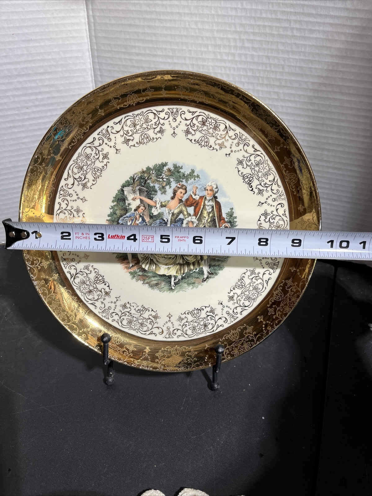 Vintage Sabin Crest of Gold Warranted 22k Dinner Plate Signed