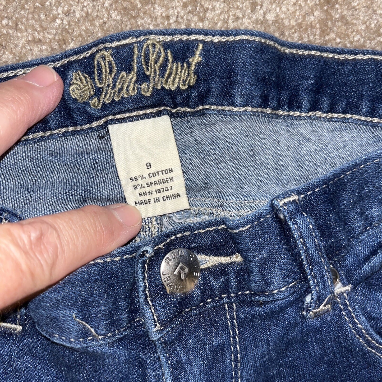 RED RIVET WOMENS JEANS CAPRIS PANTS SIZE 9