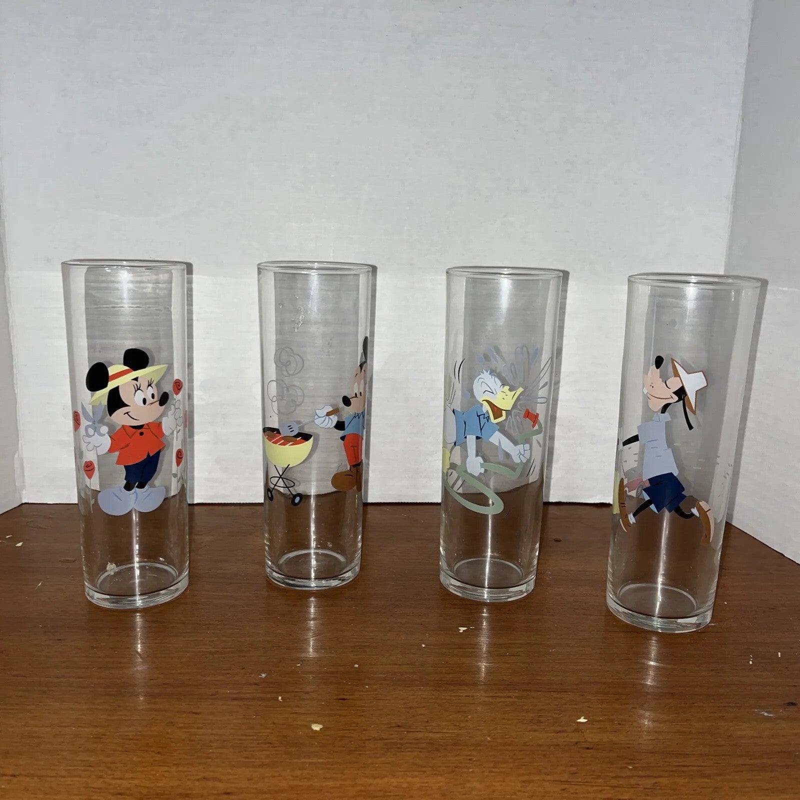 Vintage Libby Libbey Disney Mickey Mouse Glass Ice Tea Vase NICE