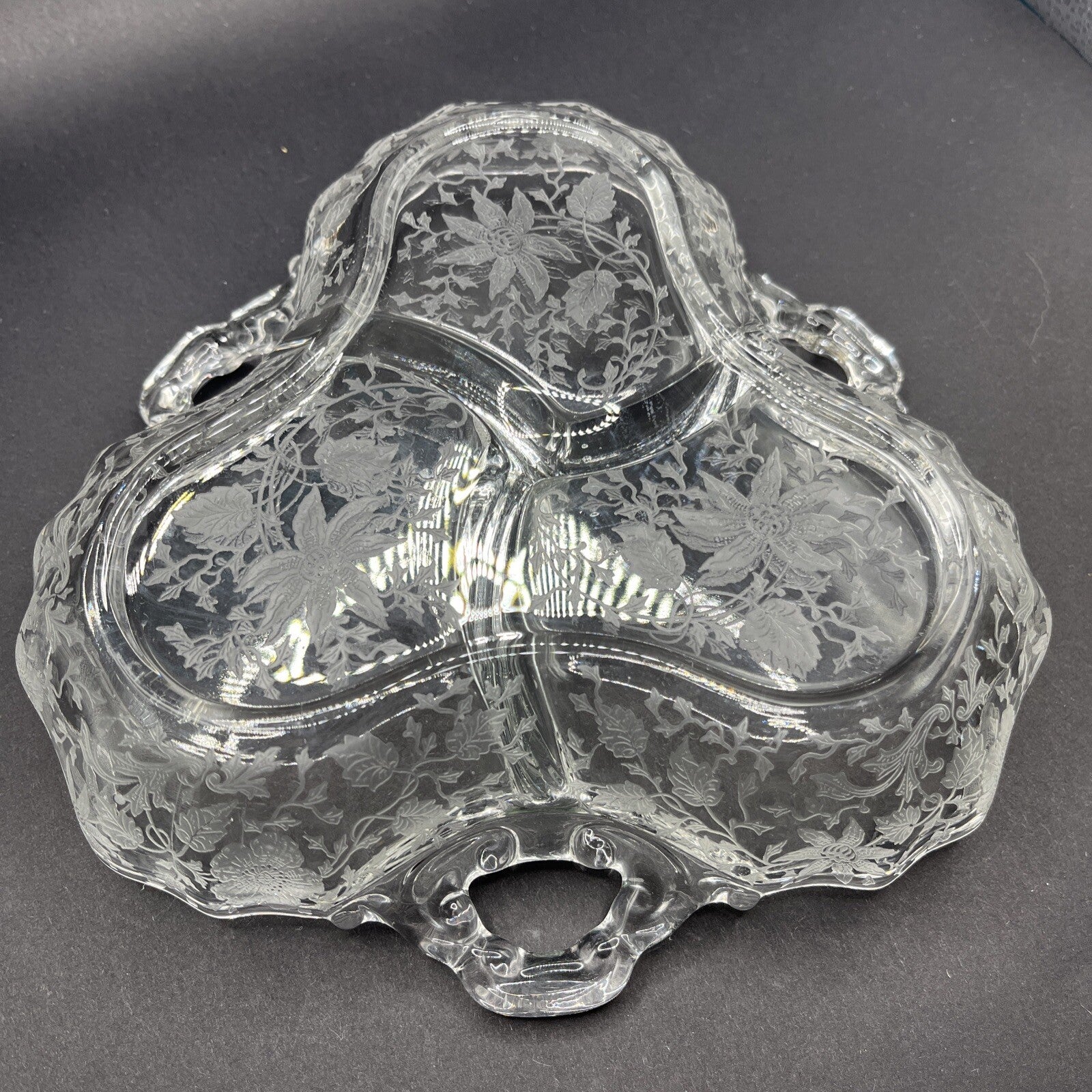 CAMBRIDGE ART GLASS UNIQUE THREE HANDLED THREE PART CANDY DISH "WILDFLOWER" ETCH